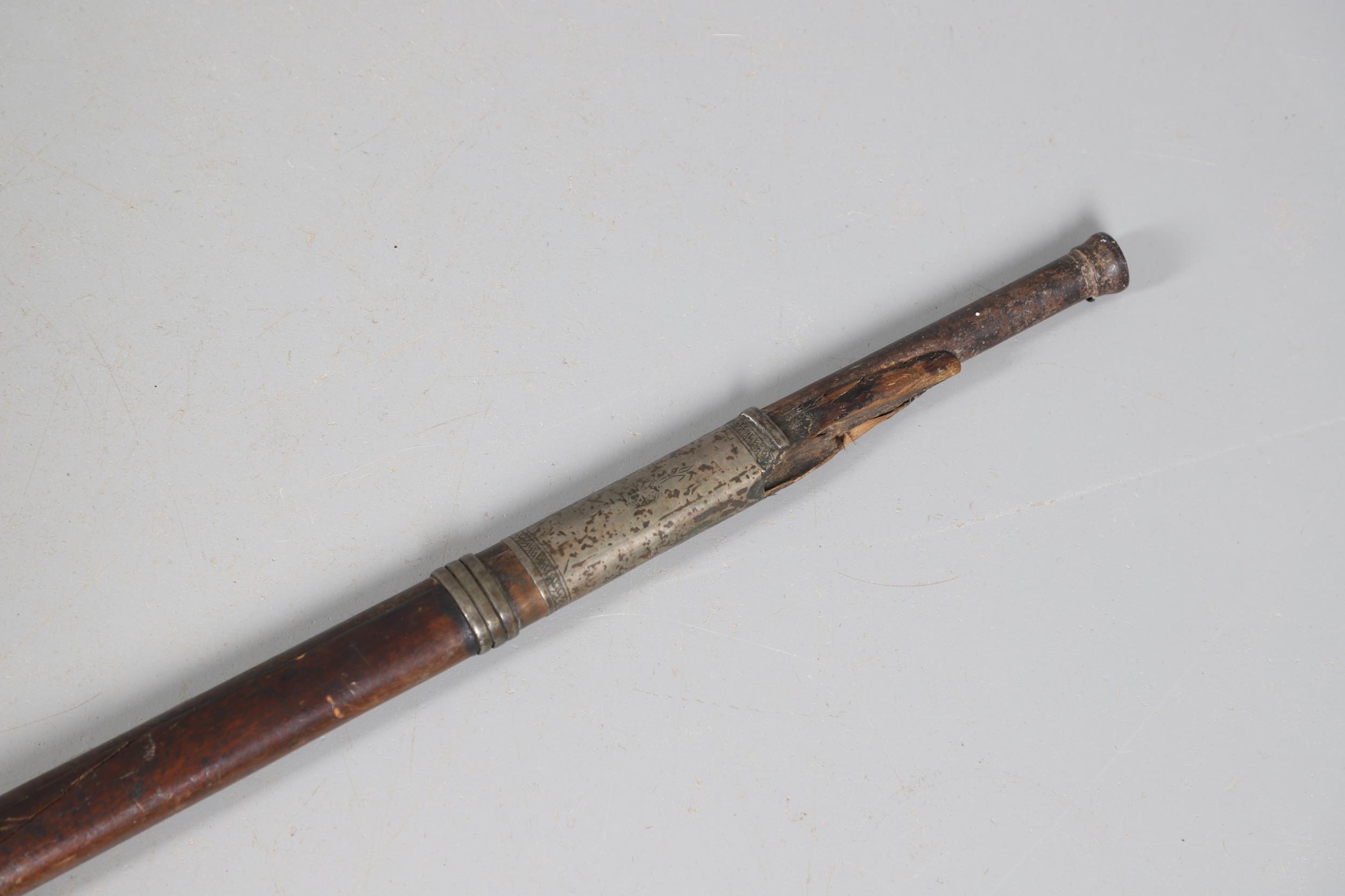 A 19TH CENTURY MATCHLOCK LONG GUN. - Image 4 of 25