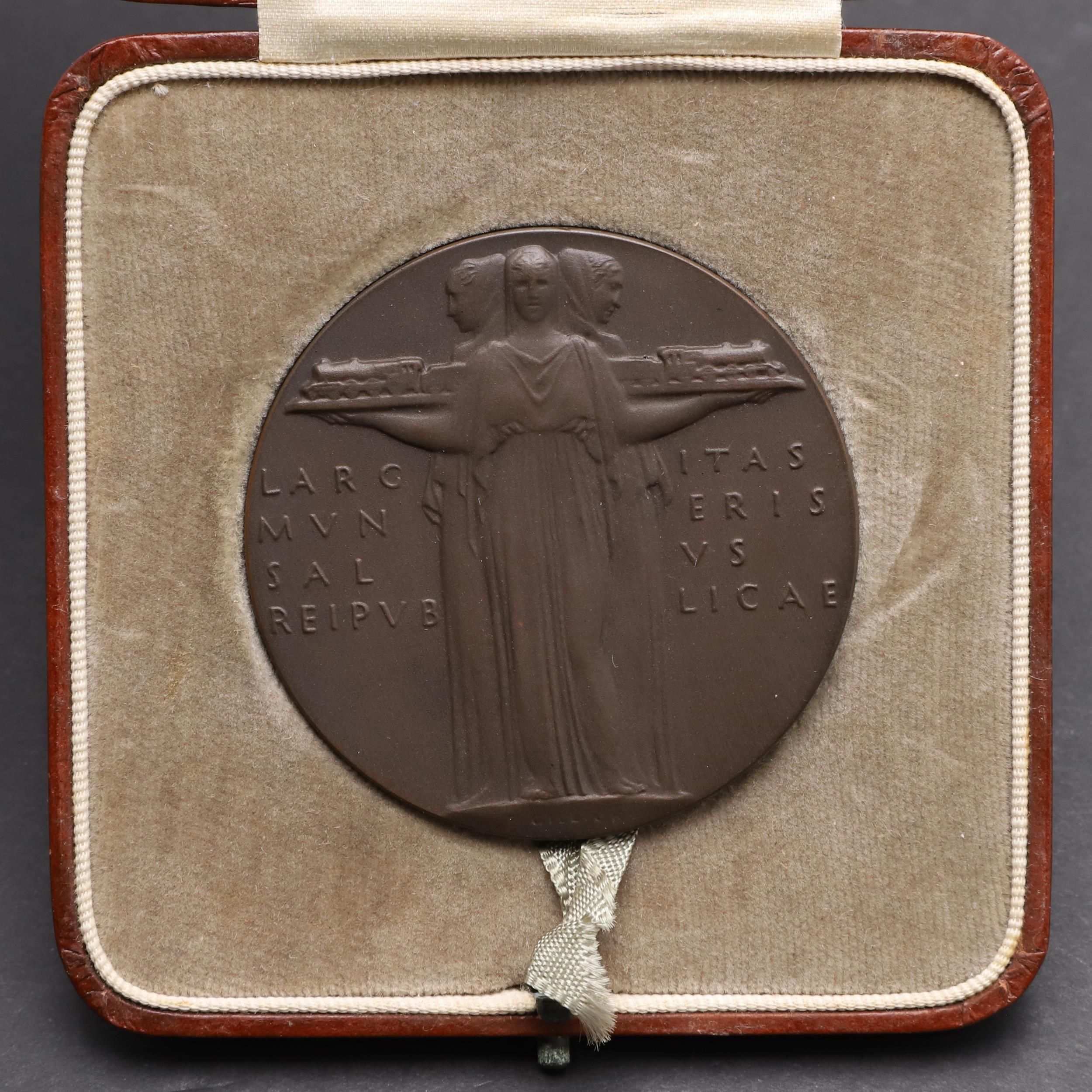 A LONDON, MIDLAND AND SCOTTISH RAILWAY GENERAL STRIKE MEDAL 1926 BY E.GILLICK. - Image 3 of 5