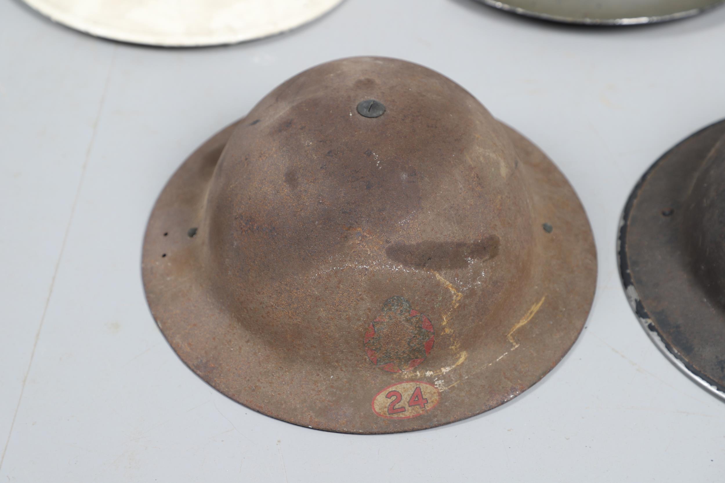 A COLLECTION OF SECOND WORLD WAR HOME FRONT HELMETS. - Image 4 of 17