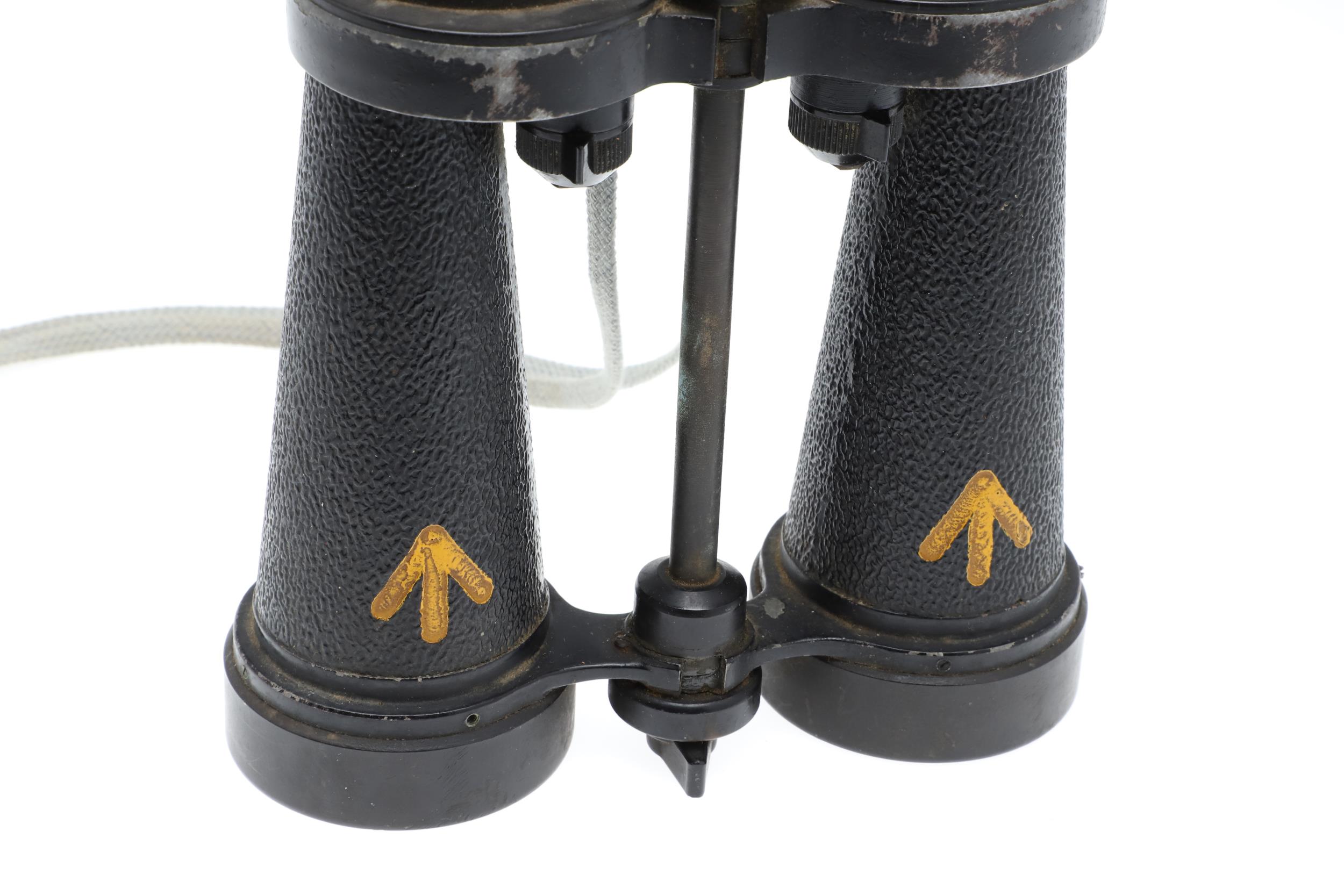 A PAIR OF SECOND WORLD WAR NAVAL BINOCULARS BY BARR AND STROUD. - Image 3 of 12