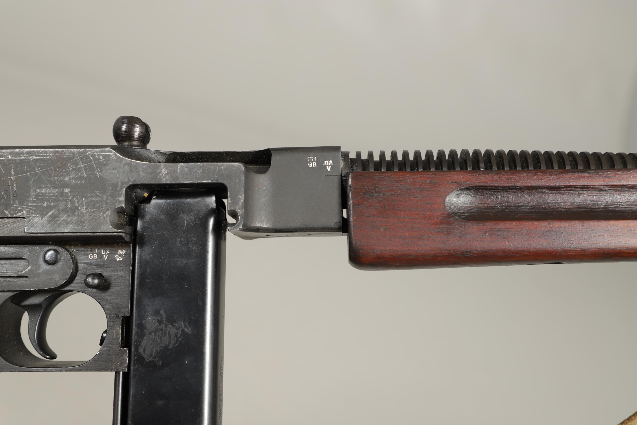 A DEACTIVATED AUTO-ORDNANCE CORPORATION THOMPSON .45 ACP SUBMACHINE GUN. - Image 15 of 29