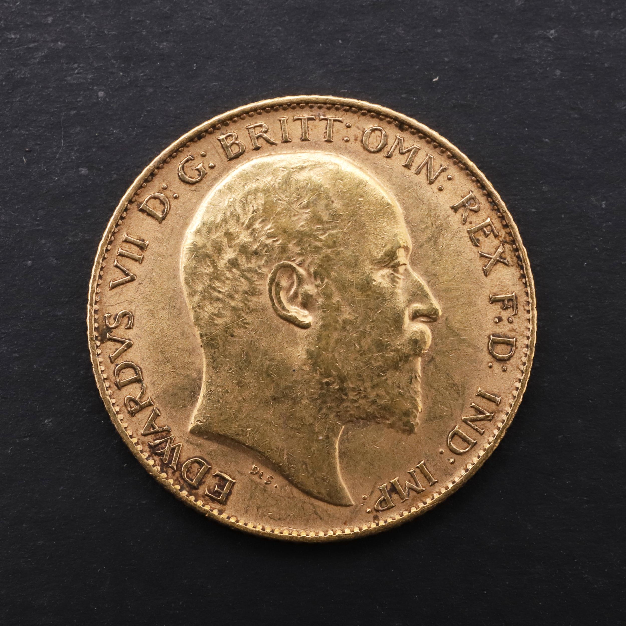 AN EDWARD VII HALF SOVEREIGN, 1910.