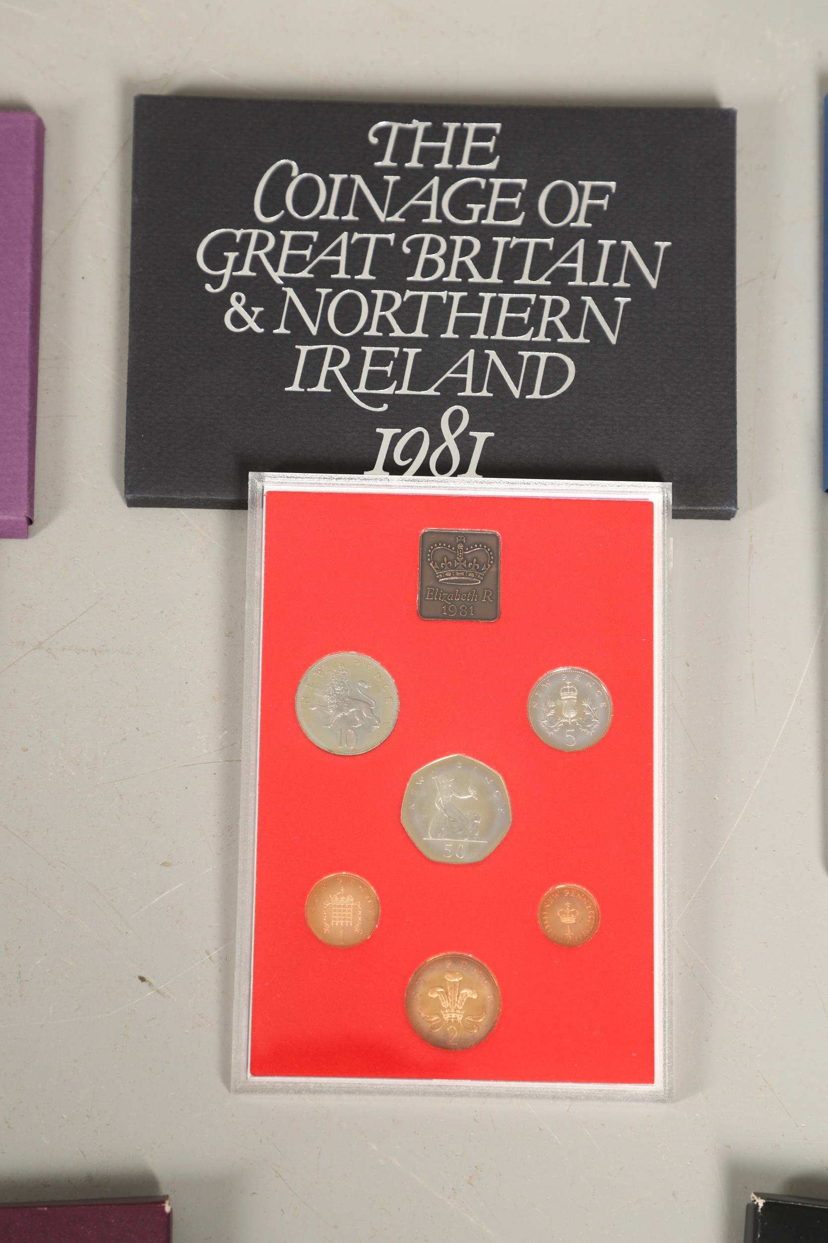 A COLLECTION OF ROYAL MINT UNCIRCULATED YEAR SETS, 1970 -. - Image 10 of 13