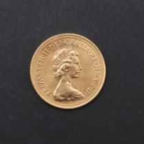 AN ELIZABETH II SOVEREIGN, 1976.