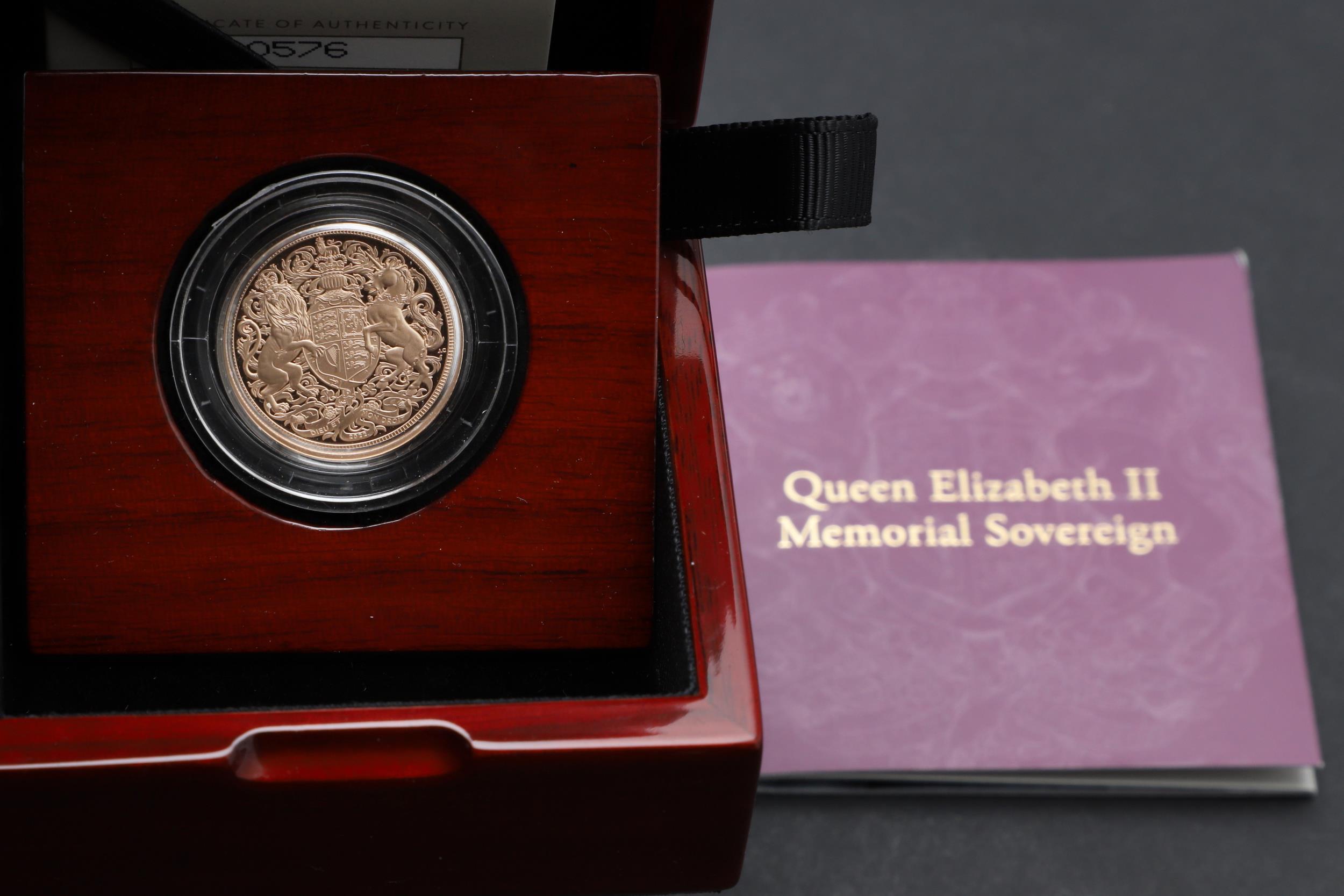 A CHARLES III ELIZABETH II MEMORIAL PIEDFORT SOVEREIGN. 2022. - Image 2 of 7