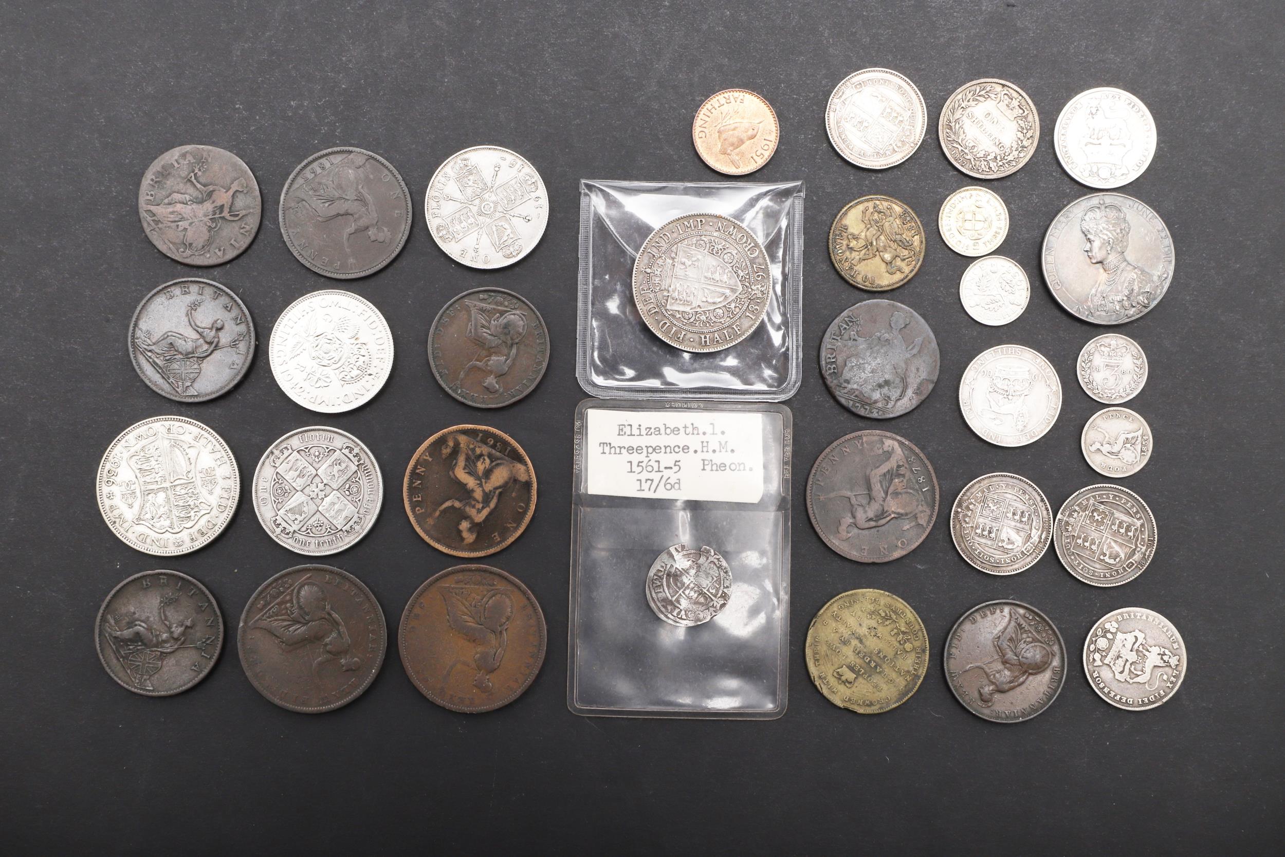 A MIXED COLLECTION OF COINS TO INCLUDE AN ELIZABETH I HAMMERED THREEPENCE. - Bild 6 aus 6