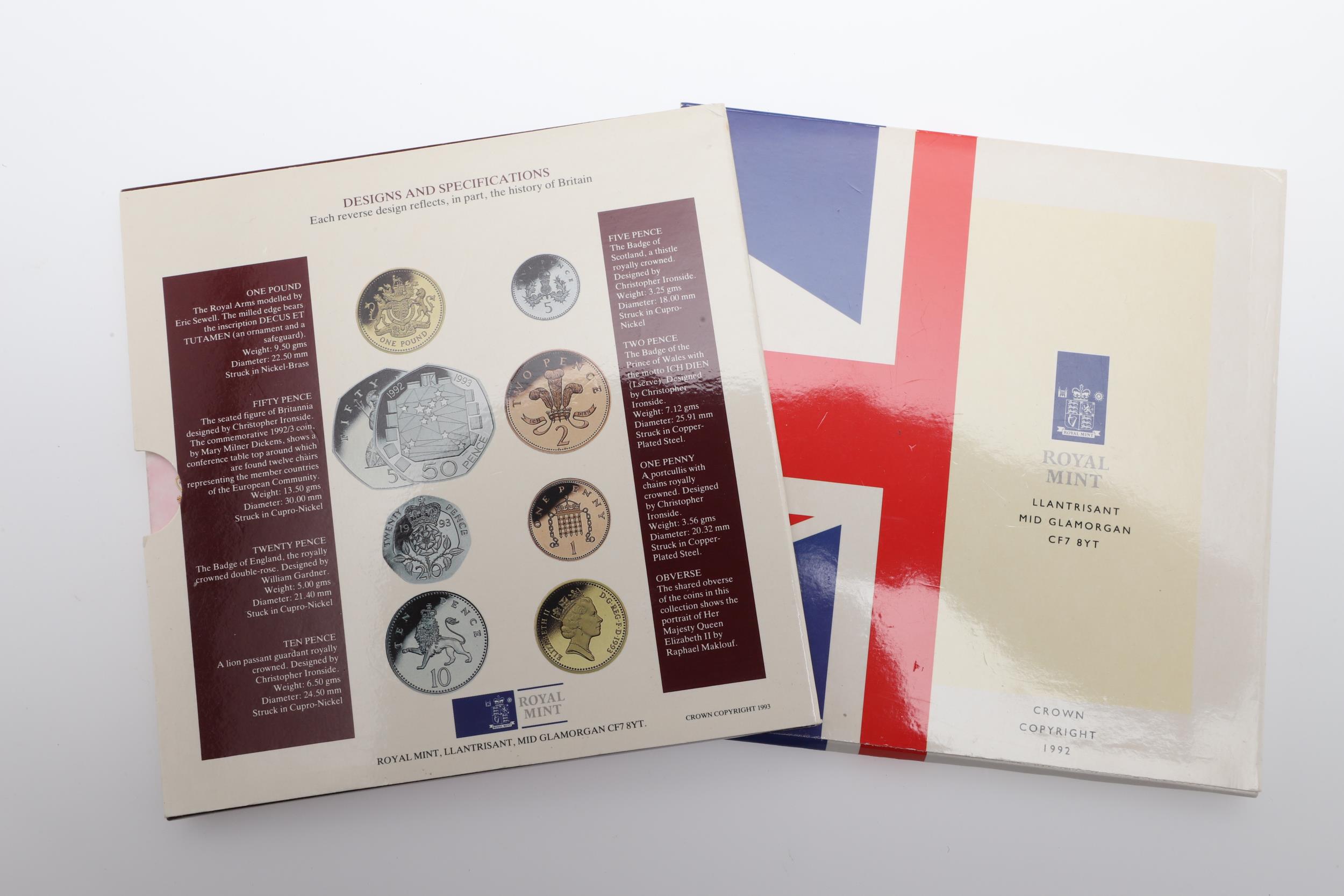 ROYAL MINT UNCIRCULATED COIN SETS FOR 1992 AND 1993 WITH TWO EC PRESIDENCY 50 PENCE PIECES. - Bild 7 aus 7