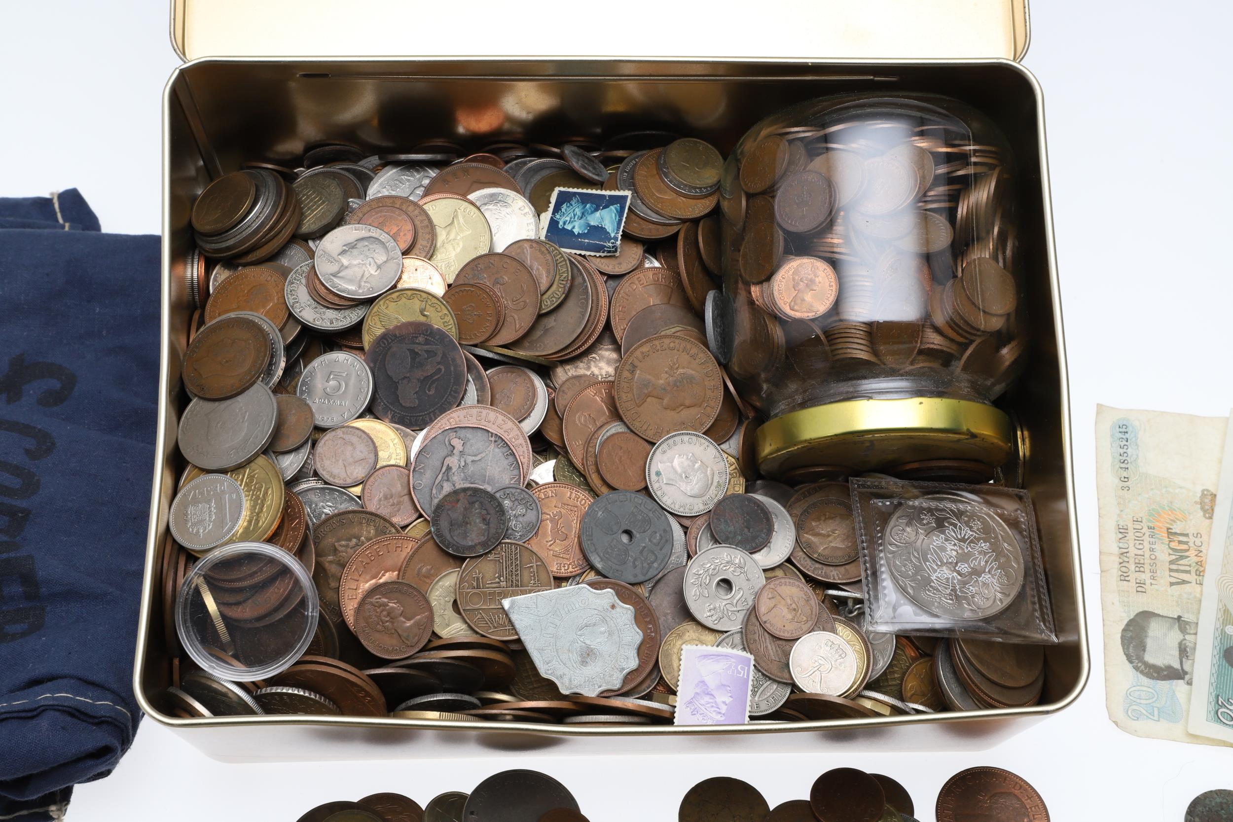 A COLLECTION OF WORLD COINS AND BANKNOTES. - Image 2 of 13