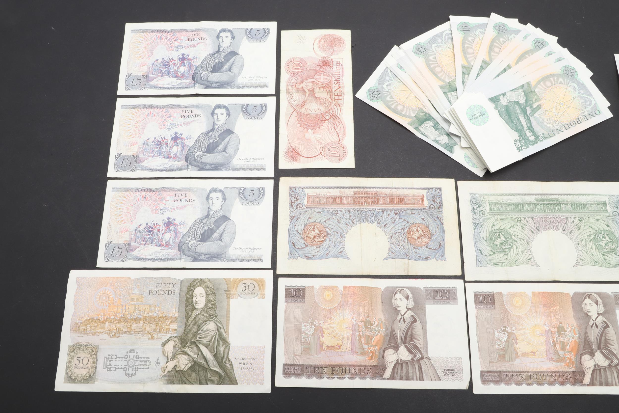 A COLLECTION OF ELIZABETH II BANKNOTES TO INCLUDE A FIFTY POUND NOTE. - Image 8 of 11