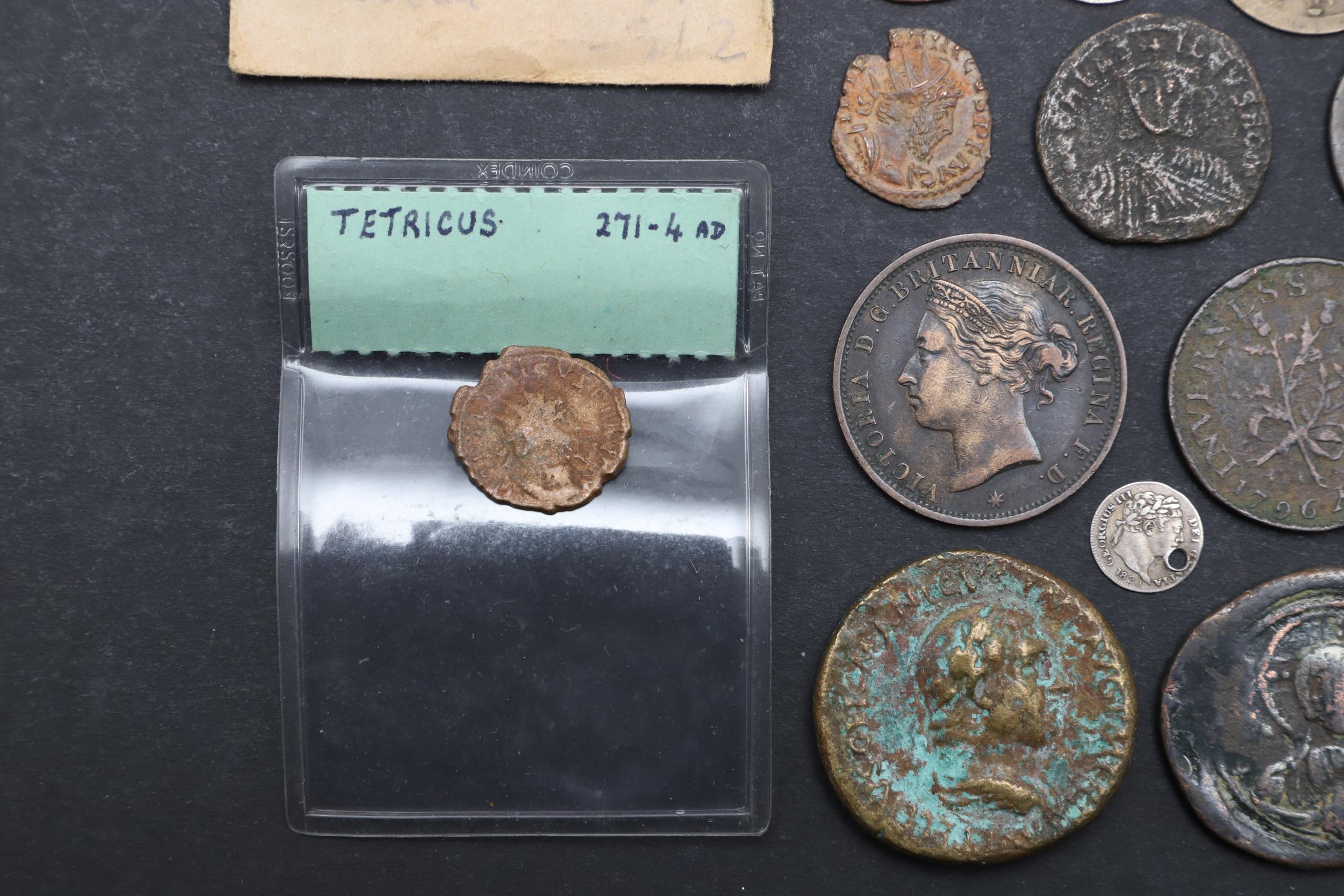 A SMALL COLLECTION OF COINS INCLUDING ROMAN, JETONS AND OTHERS. - Image 3 of 6