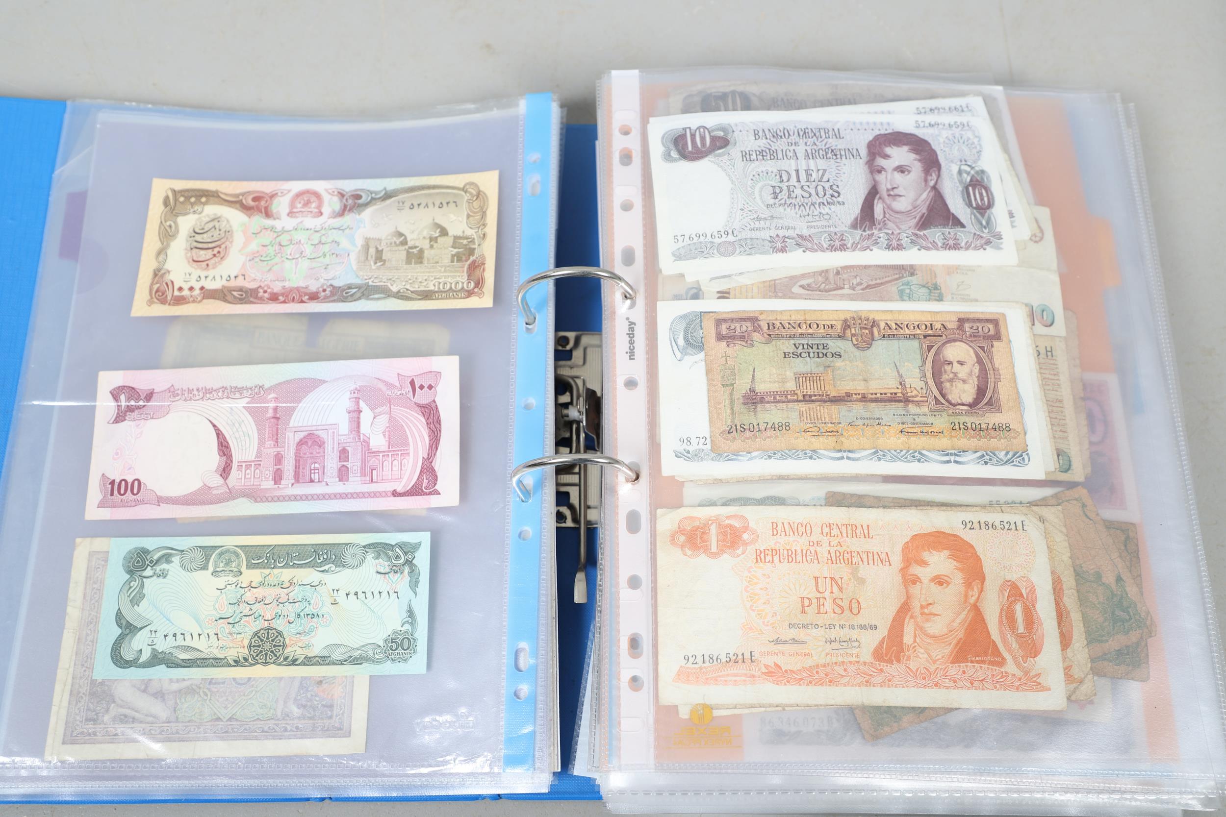 AN EXTENSIVE COLLECTION OF WORLD BANKNOTES. - Image 15 of 56