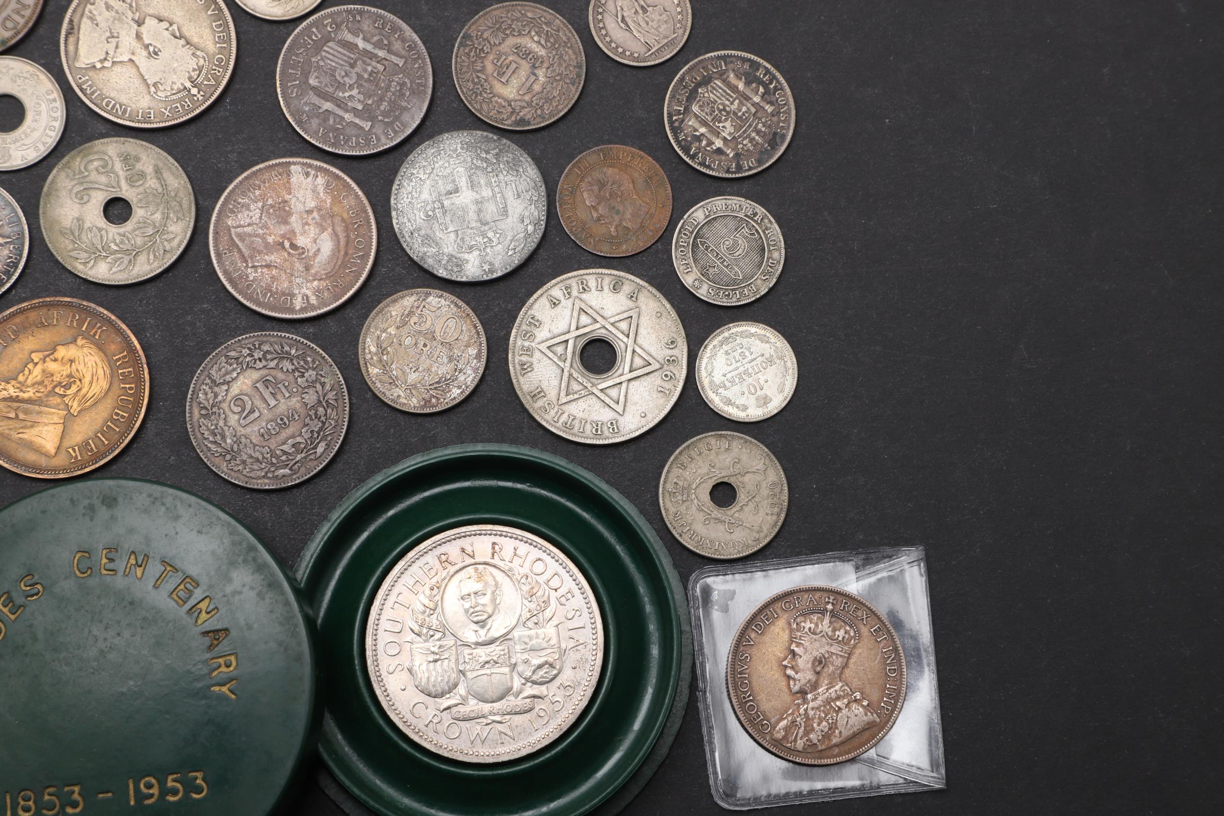 AN INTERESTING COLLECTION OF SOUTH AFRICAN AND OTHER WORLD COINS. - Image 7 of 7