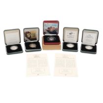 A COLLECTION OF FIVE ROYAL MINT SILVER PROOF COINS INCLUDING ABOLITION OF SLAVERY £2.00 COIN.