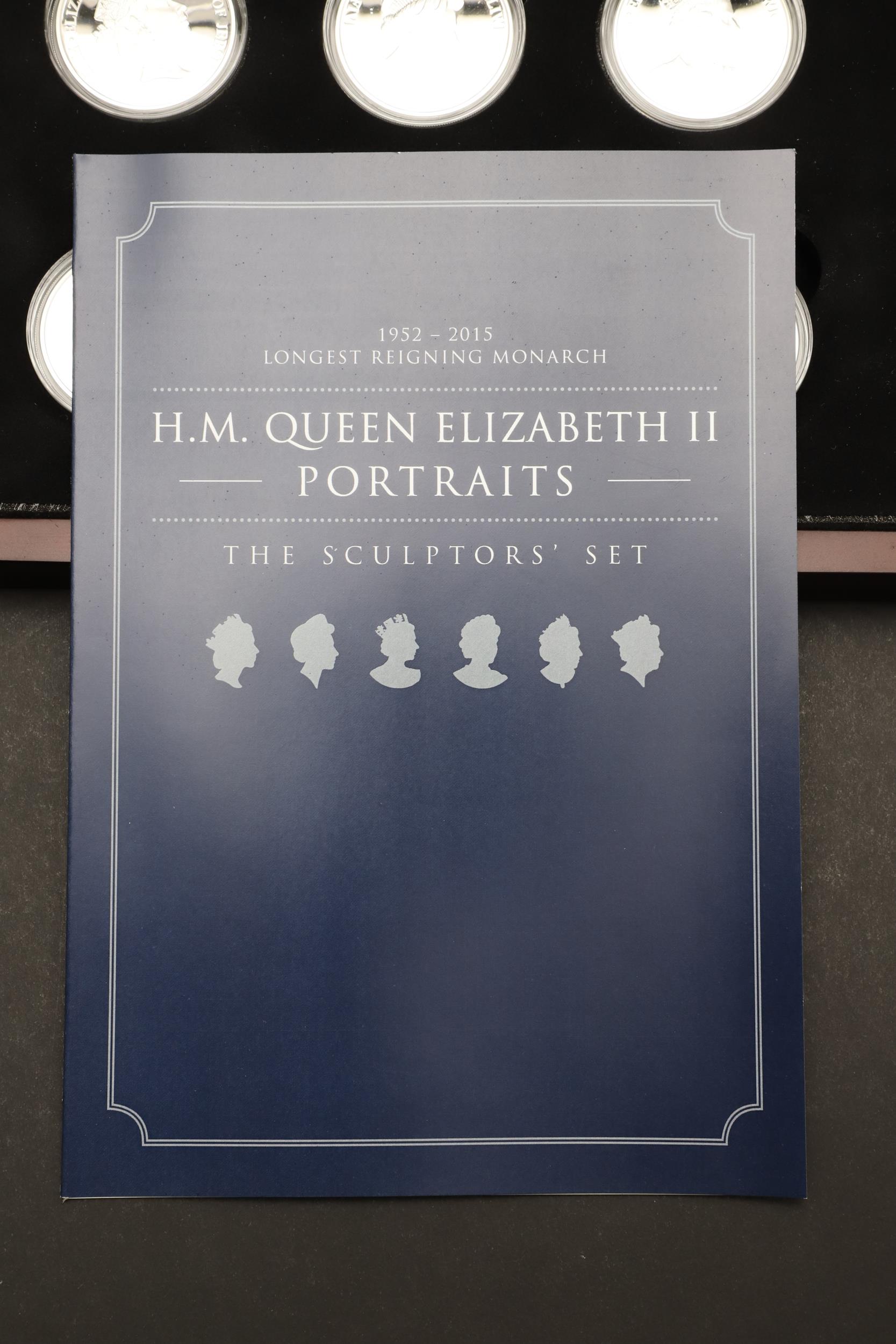 A SET OF SIX ELIZABETH II JERSEY SILVER FIVE POUND COINS. 2015. - Bild 4 aus 6