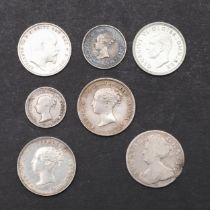 A COLLECTION OF SMALL SILVER TO INCLUDE MAUNDY COINS.