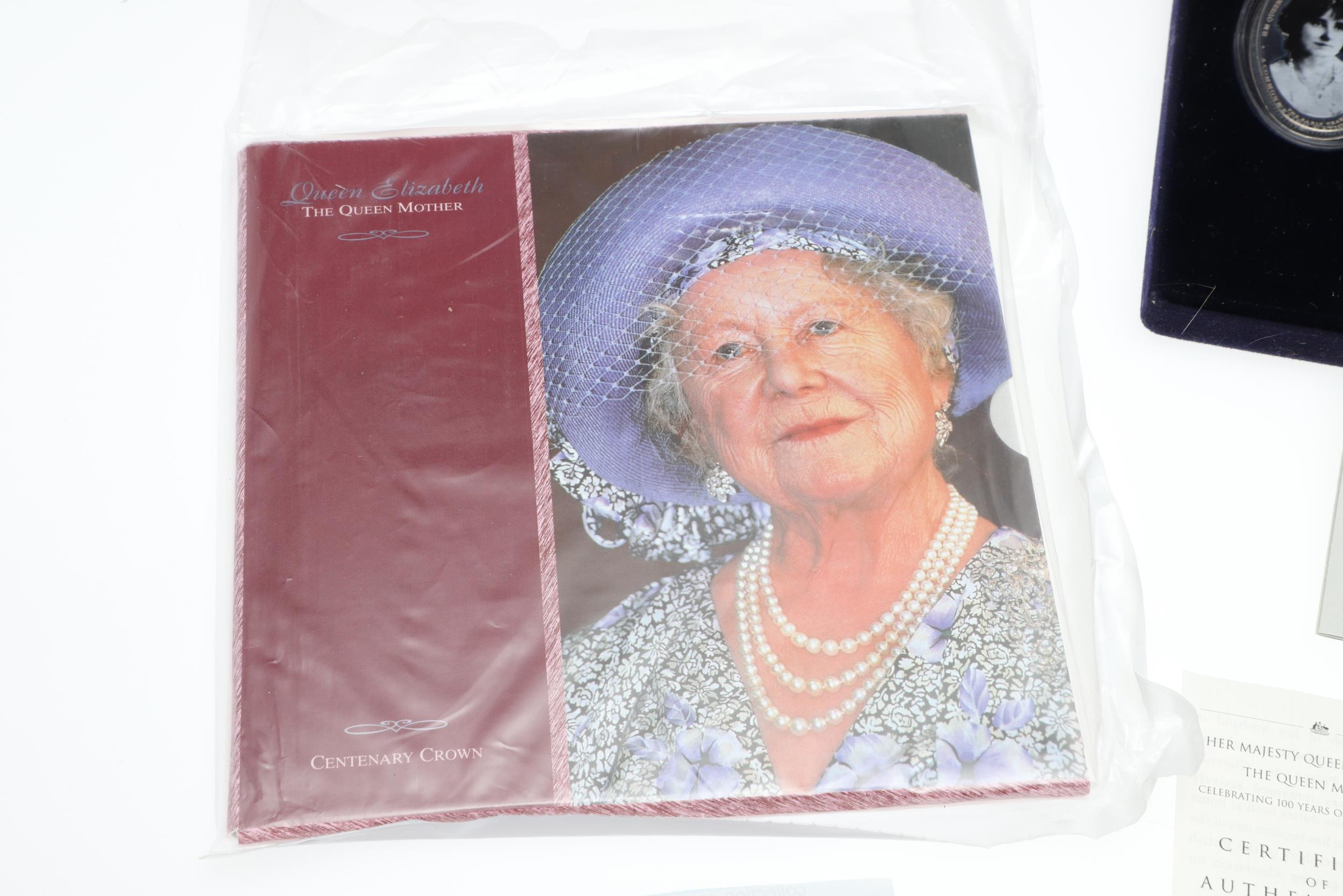 A COLLECTION OF ROYAL MINT QUEEN MOTHER SILVER PROOF CROWNS AND OTHERS. - Image 3 of 11