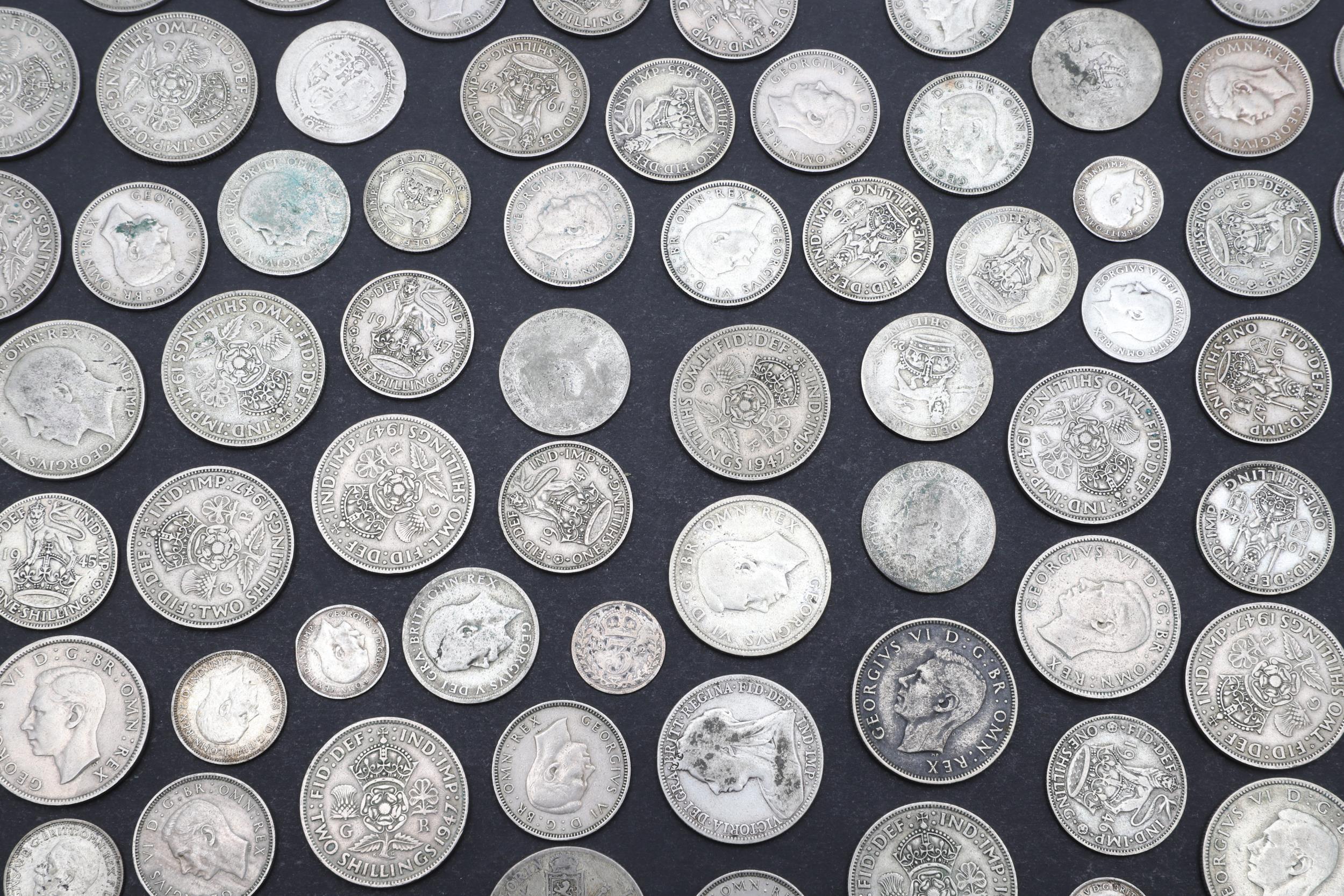 A COLLECTION OF PRE-DECIMAL PART SILVER AND LATER COINS. - Bild 6 aus 9