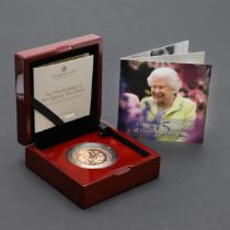 AN ELIZABETH II 95TH BIRTHDAY GOLD £5.00 COIN. 2021.