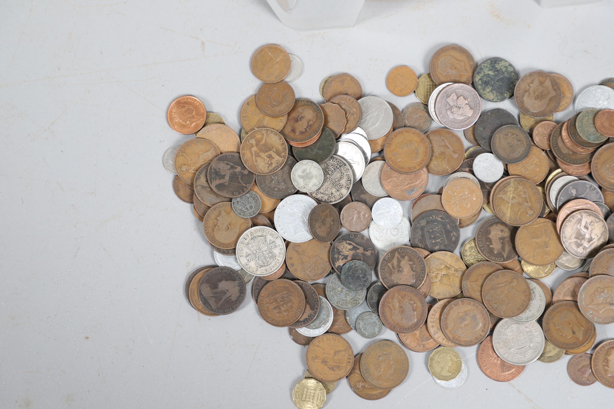 A LARGE COLLECTION OF PRE DECIMAL AND OTHER COINS. - Image 6 of 11