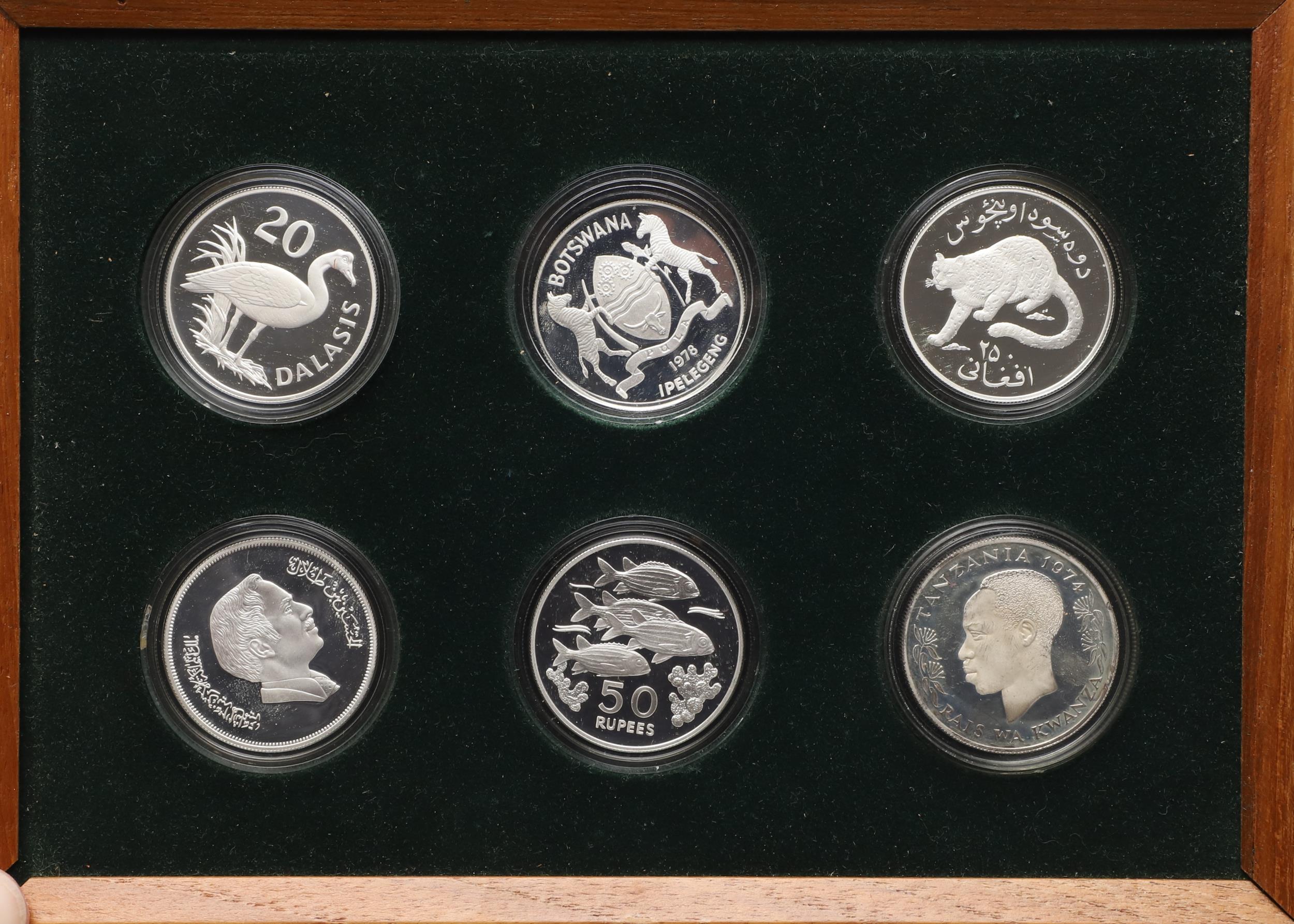 A COLLECTION OF 24 SILVER PROOF COINS, 'THE CONSERVATION COIN COLLECTION'. - Bild 8 aus 15