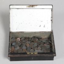 A LARGE COLLECTION OF 18TH CENTURY AND EARLIER COPPER.