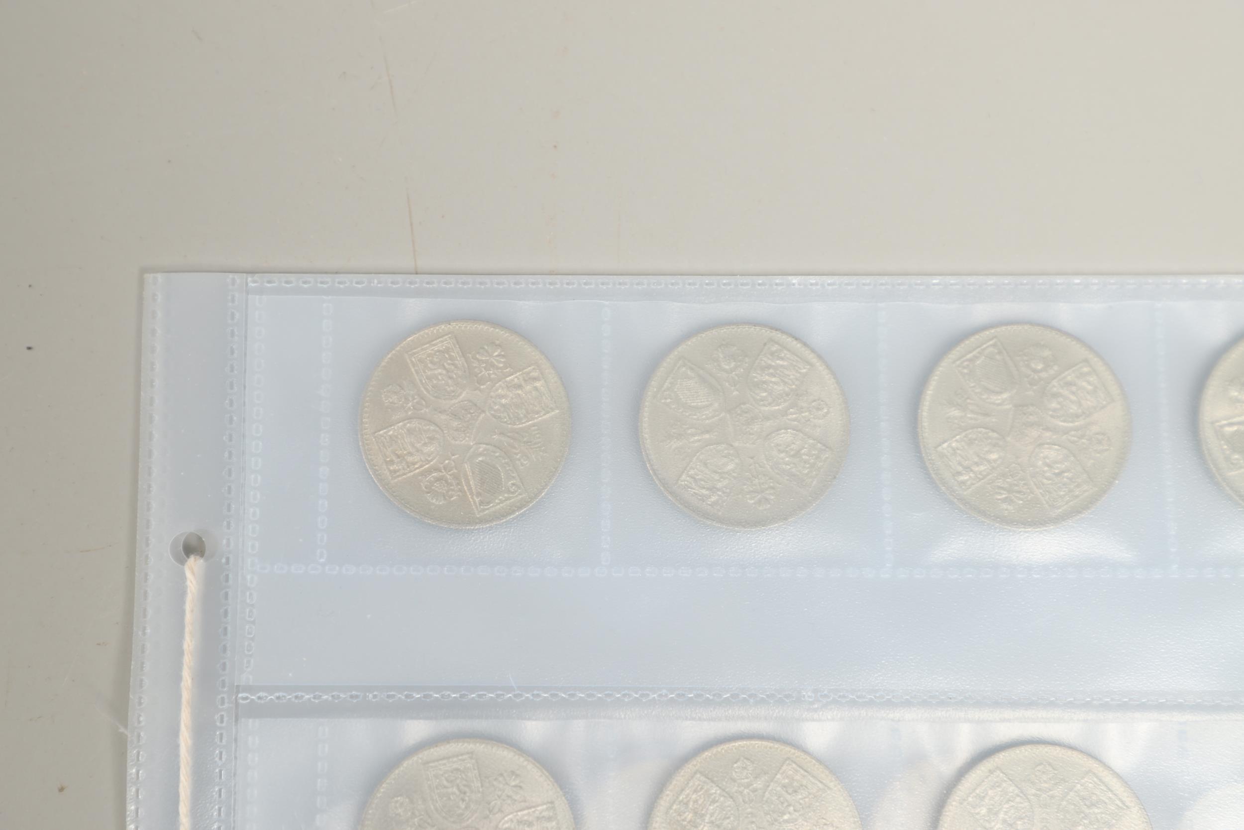 A SMALL COLLECTION OF WORLD COINS TO INCLUDE SWISS AND OTHER COINS. - Image 2 of 13