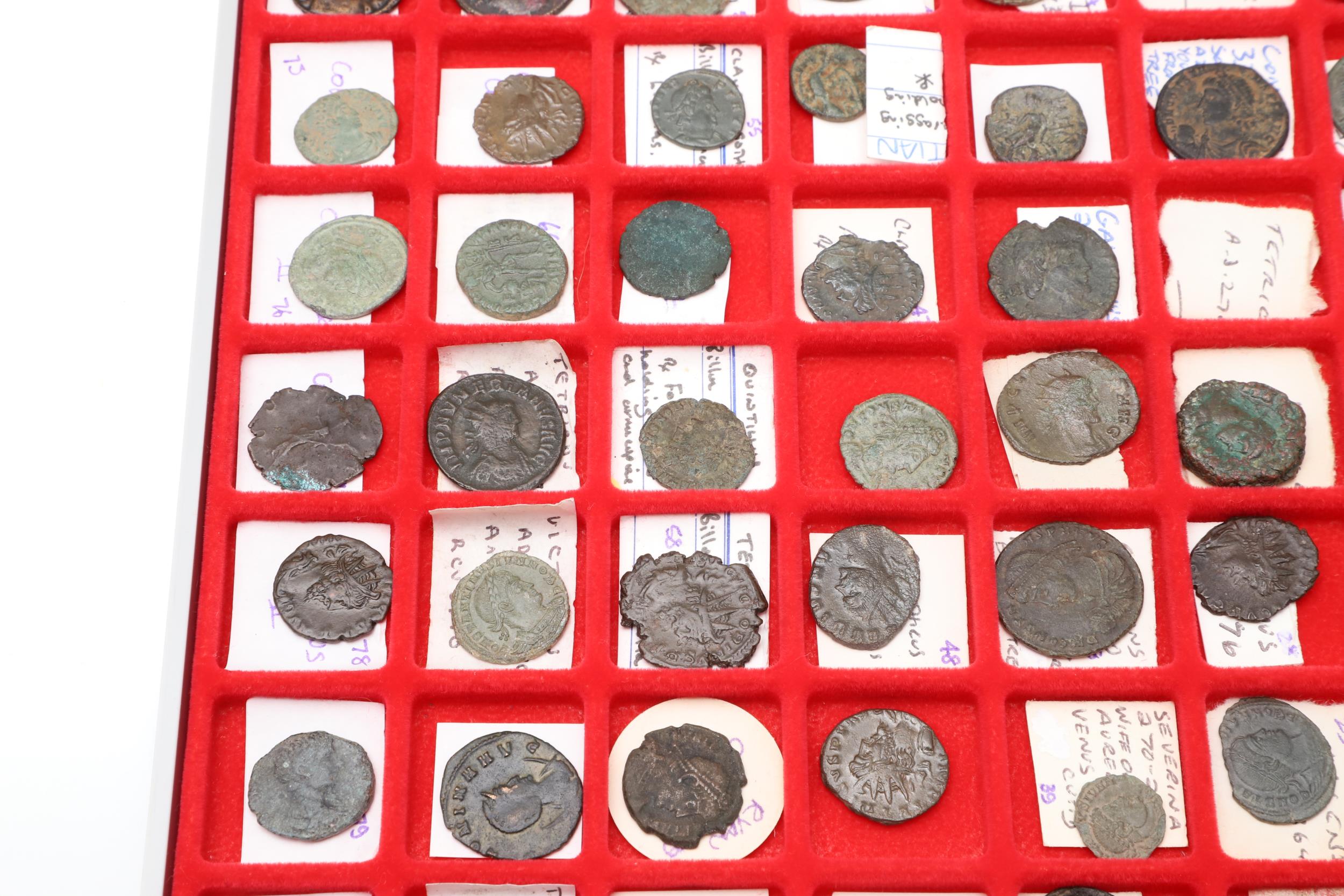 A COLLECTION OF ROMAN COINS IN A LINDNER COIN TRAY. - Image 8 of 11
