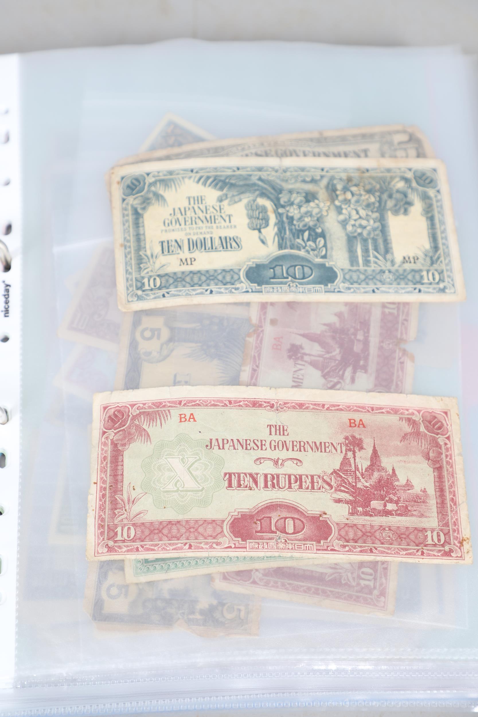 AN EXTENSIVE COLLECTION OF WORLD BANKNOTES. - Image 31 of 56