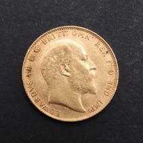 AN EDWARD VII SOVEREIGN, 1910.