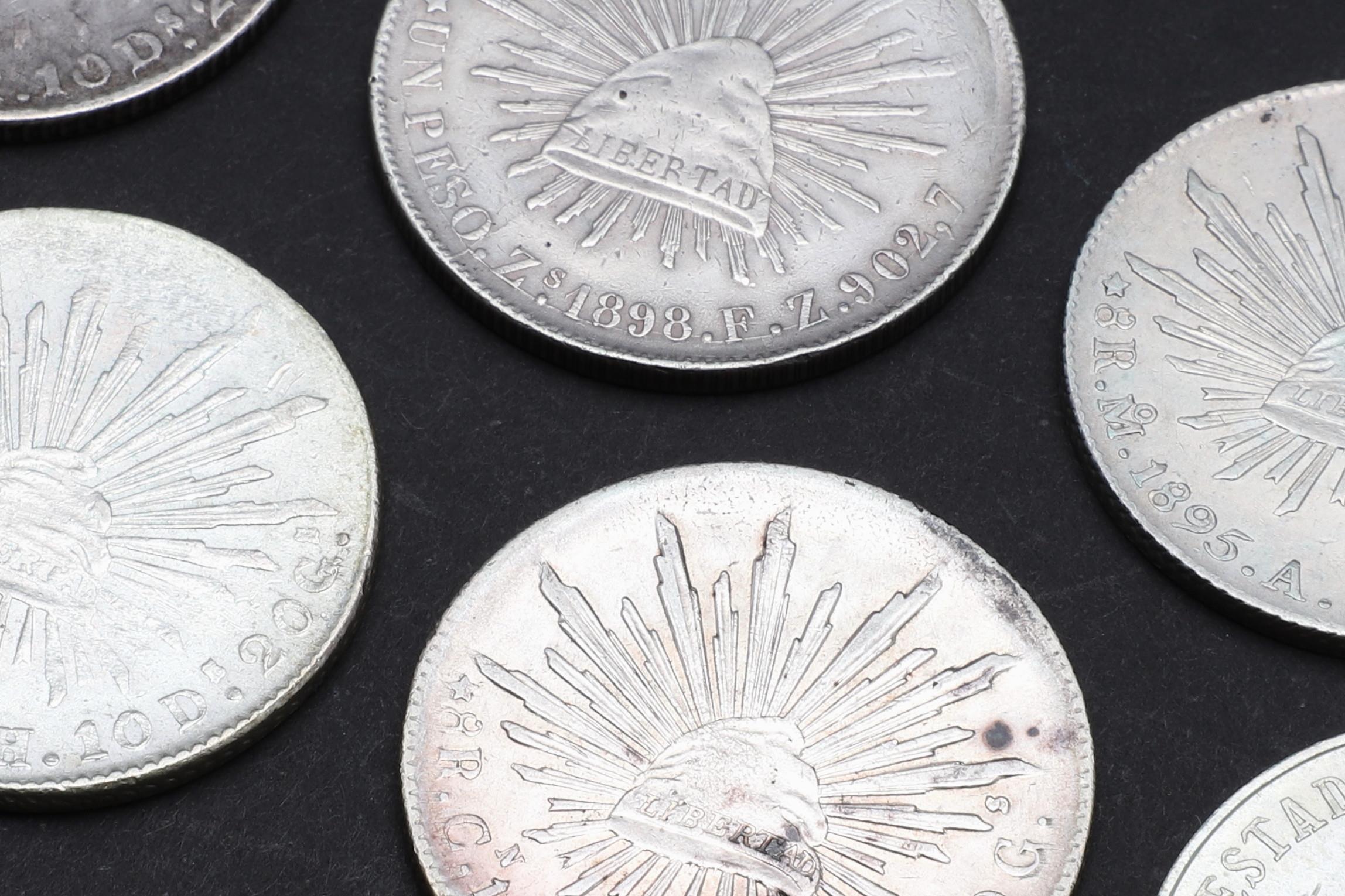 A COLLECTION OF MEXICAN 8 REALES COINS, 1895 AND LATER. - Image 3 of 4