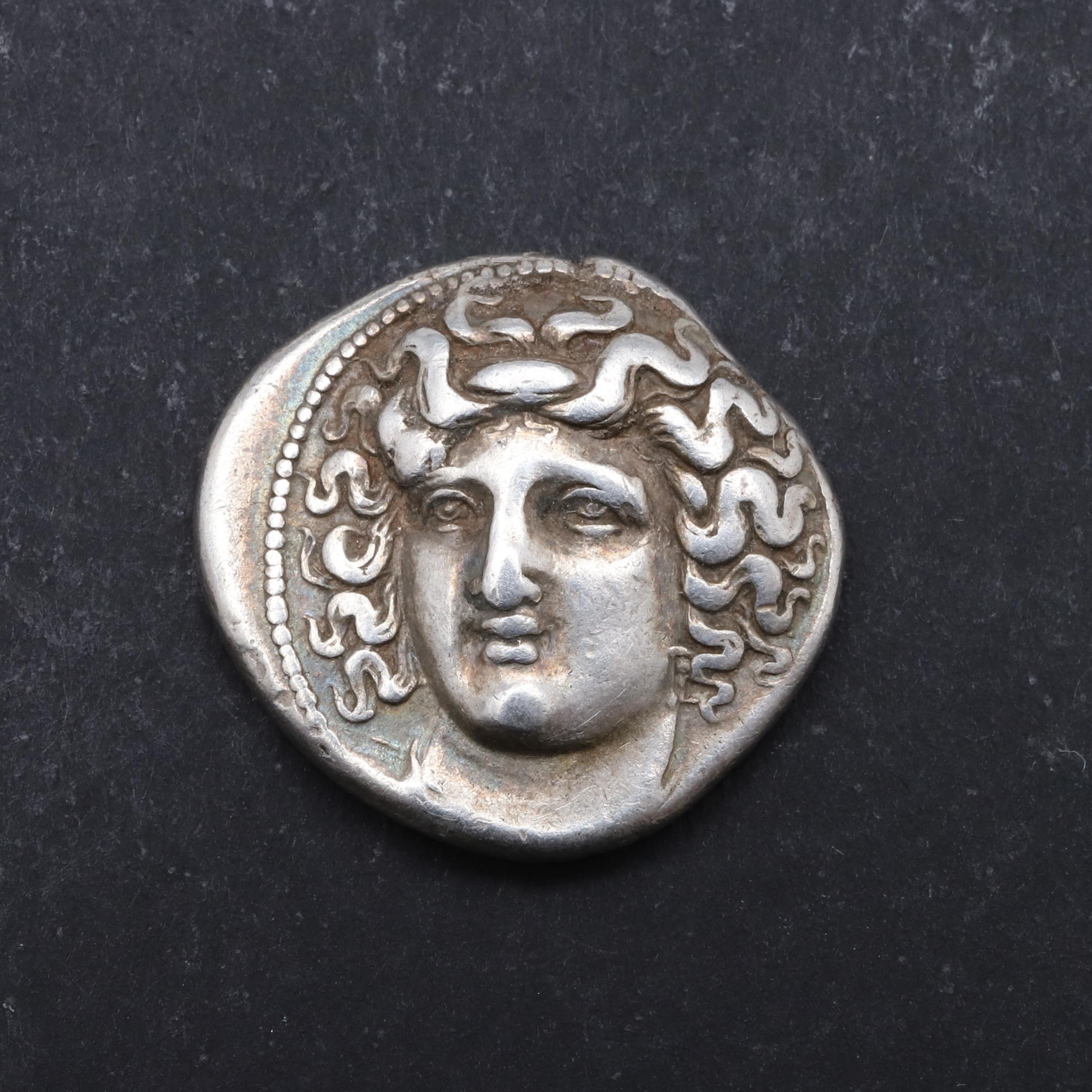 GREEK COINS: THESSALY, LARISSA, SILVER DRACHM, 350 - 325 BC.