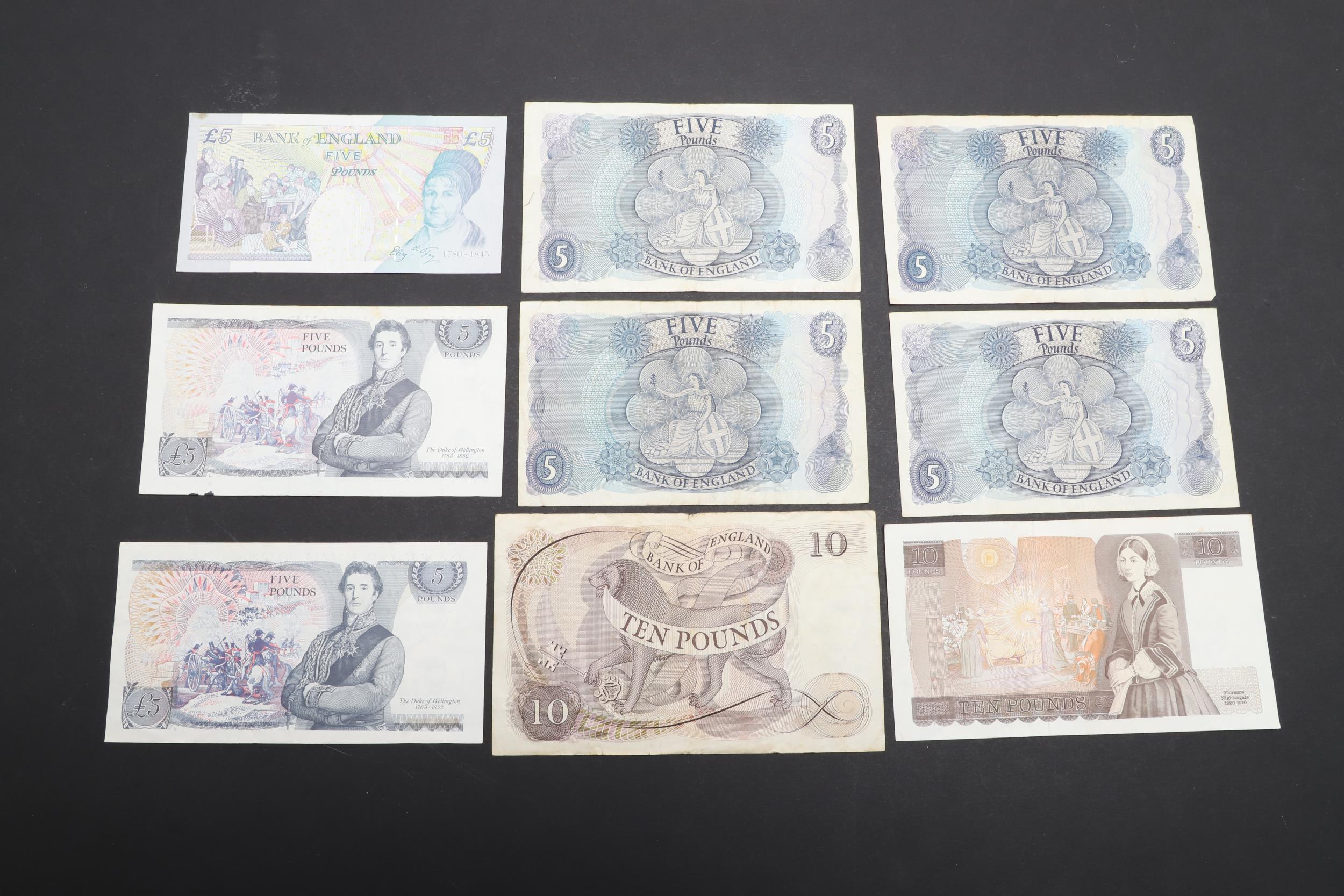 A COLLECTION OF BANK OF ENGLAND BANKNOTES TO INCLUDE TEN POUND NOTES. - Bild 5 aus 8