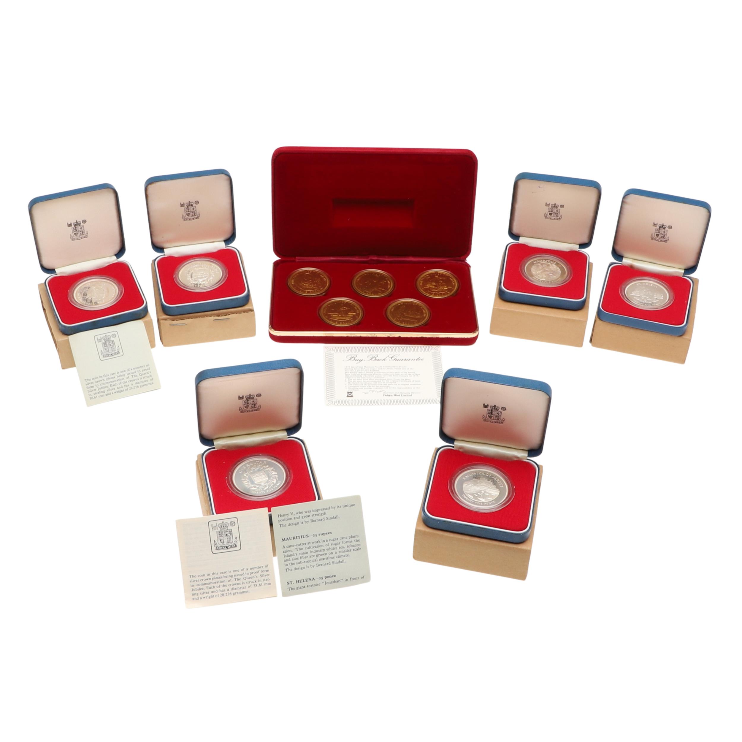 A COLLECTION OF SILVER PROOF SETS TO INCLUDE A FALKLANDS ISLANDS FIFTY PENCE 1977.