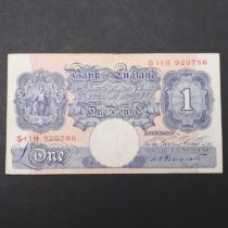 A BANK OF ENGLAND SERIES 'A' ONE POUND NOTE.