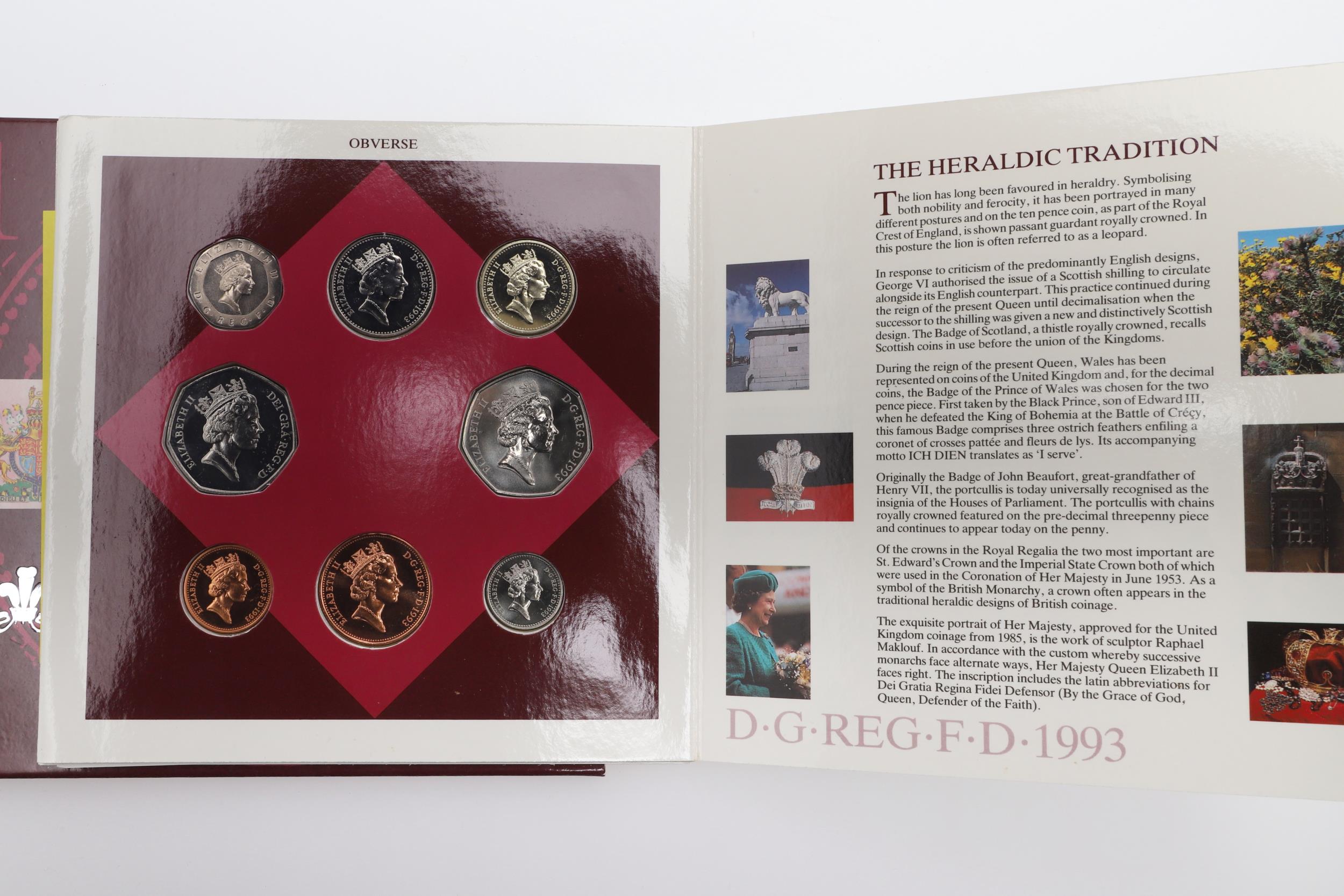 ROYAL MINT UNCIRCULATED COIN SETS FOR 1992 AND 1993 WITH TWO EC PRESIDENCY 50 PENCE PIECES. - Bild 6 aus 7