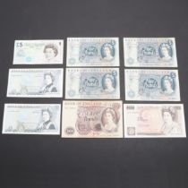 A COLLECTION OF BANK OF ENGLAND BANKNOTES TO INCLUDE TEN POUND NOTES.