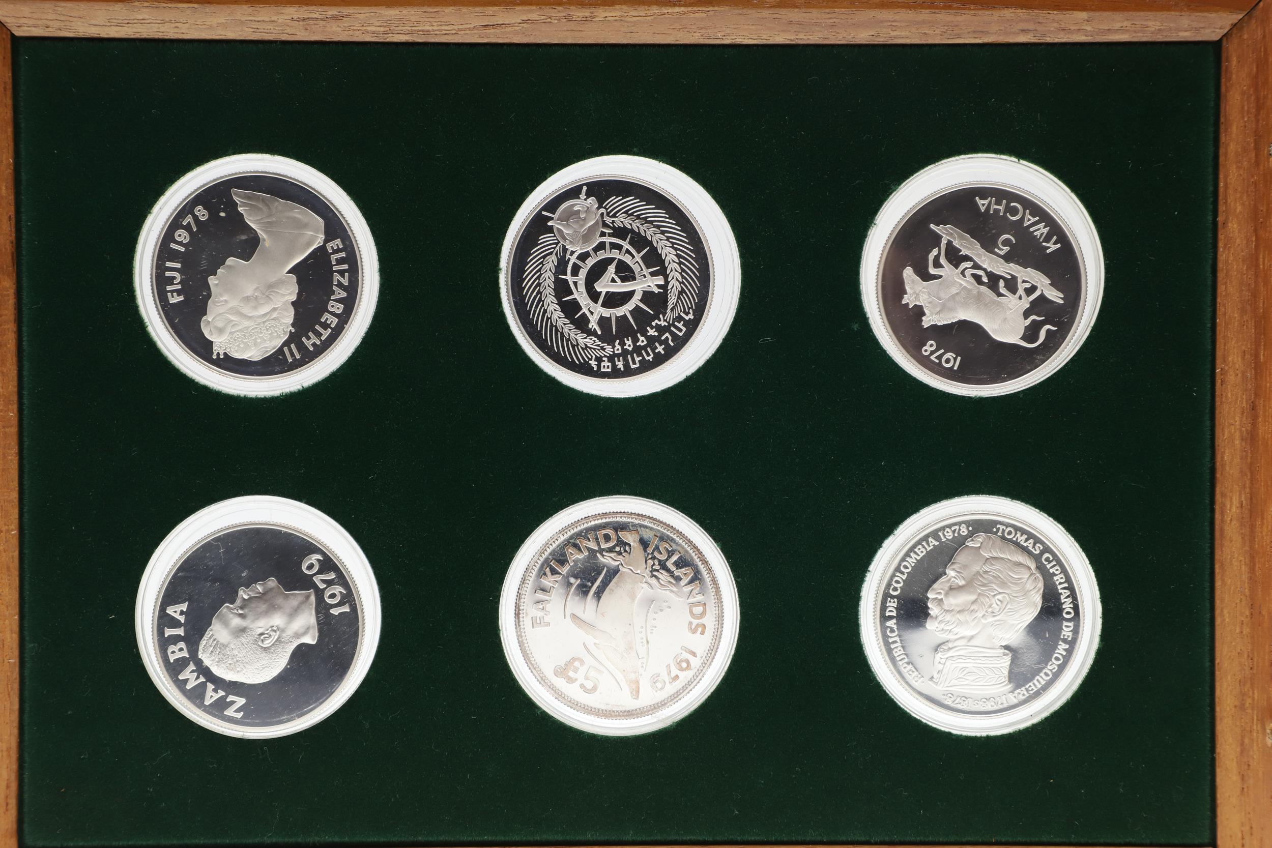 A COLLECTION OF 24 SILVER PROOF COINS, 'THE CONSERVATION COIN COLLECTION'. - Bild 3 aus 15