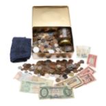 A COLLECTION OF WORLD COINS AND BANKNOTES.