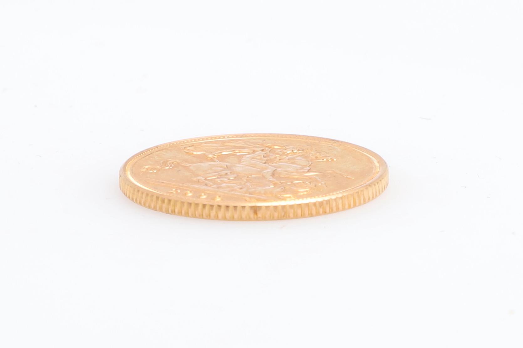 AN ELIZABETH II SOVEREIGN, 2000. - Image 4 of 6