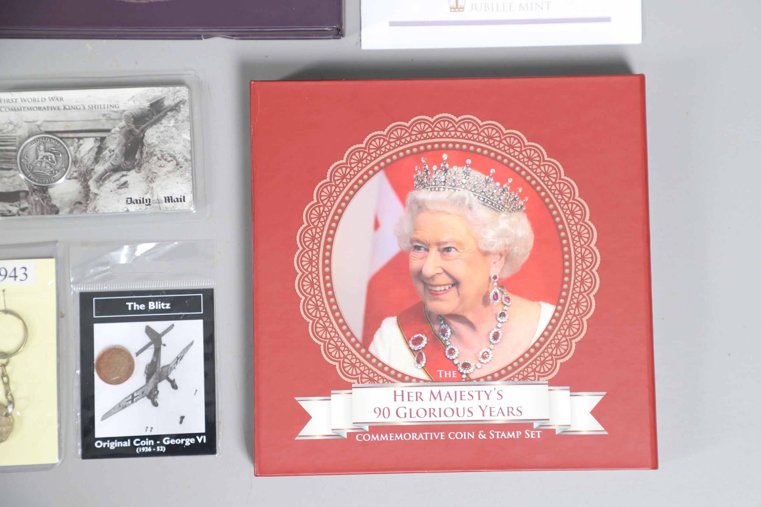 A COLLECTION OF JUBILEE MINT ROYALTY THEMED PRESENTATION SETS. - Bild 8 aus 14