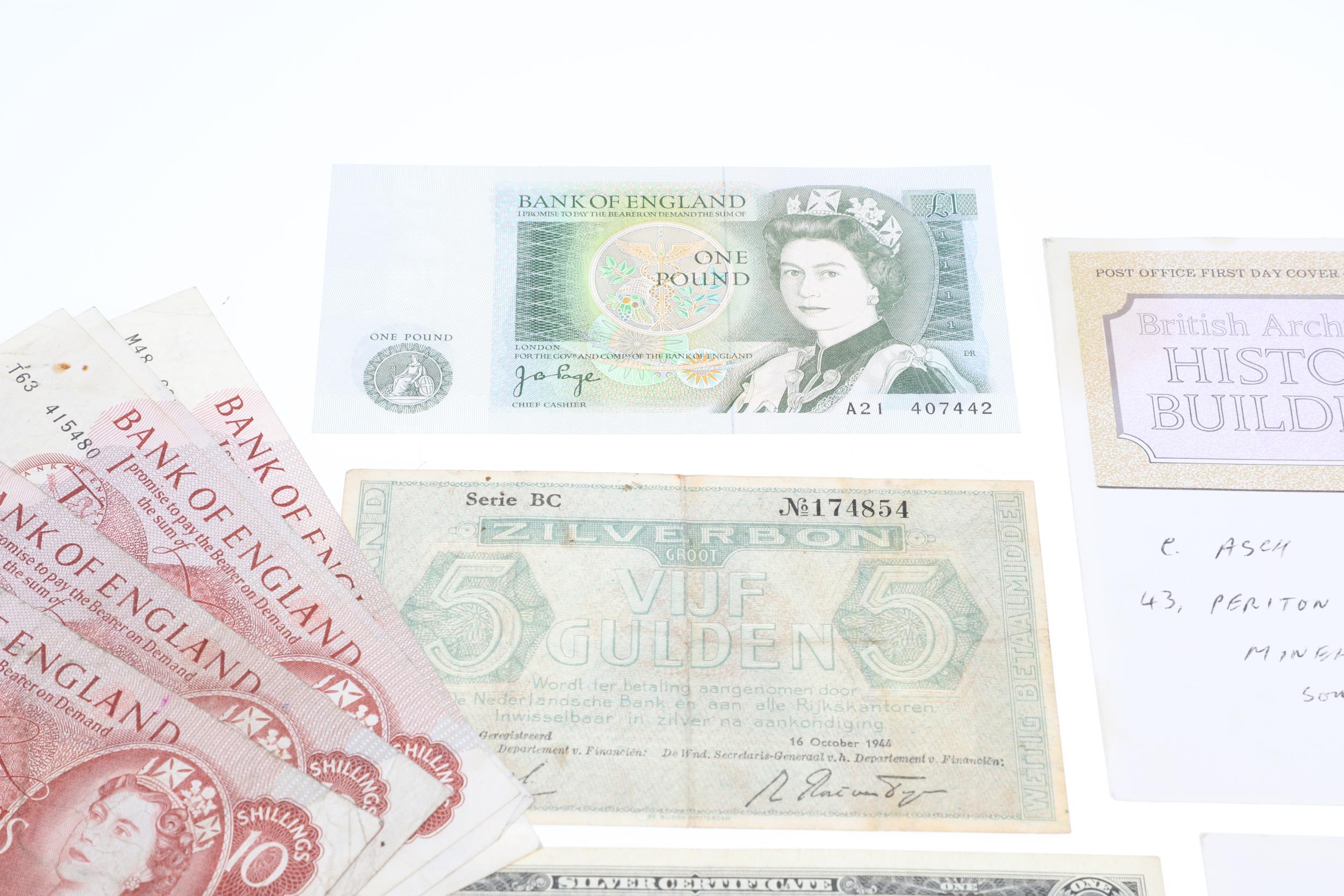 A SMALL COLLECTION OF BANKNOTES TO INCLUDE SEVENTEEN CONSECUTIVE TEN SHILLING NOTES. - Image 10 of 17