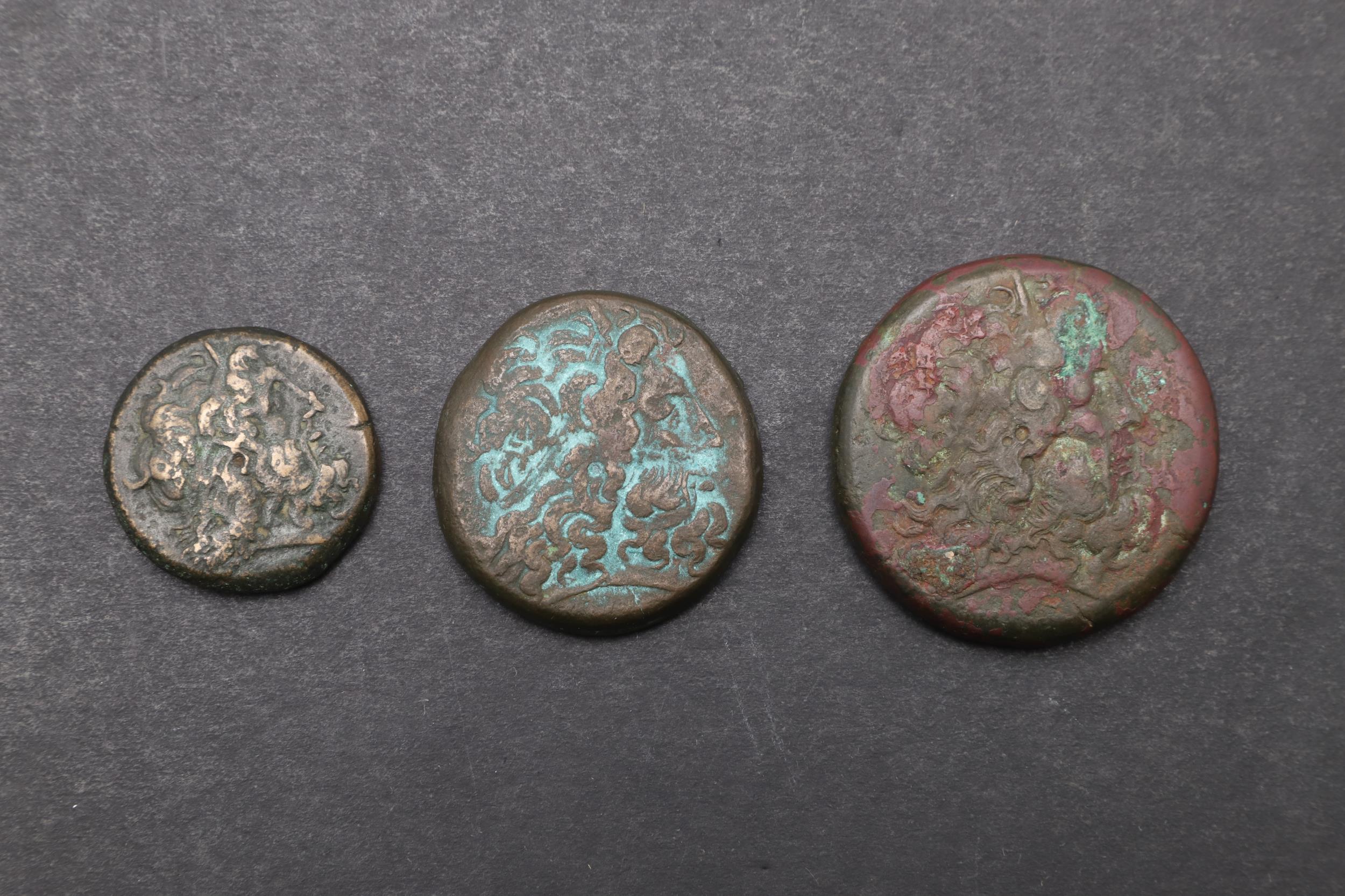 EGYPTIAN COINS OF PTOLEMY III (246-221 B.C.) - Bild 2 aus 4
