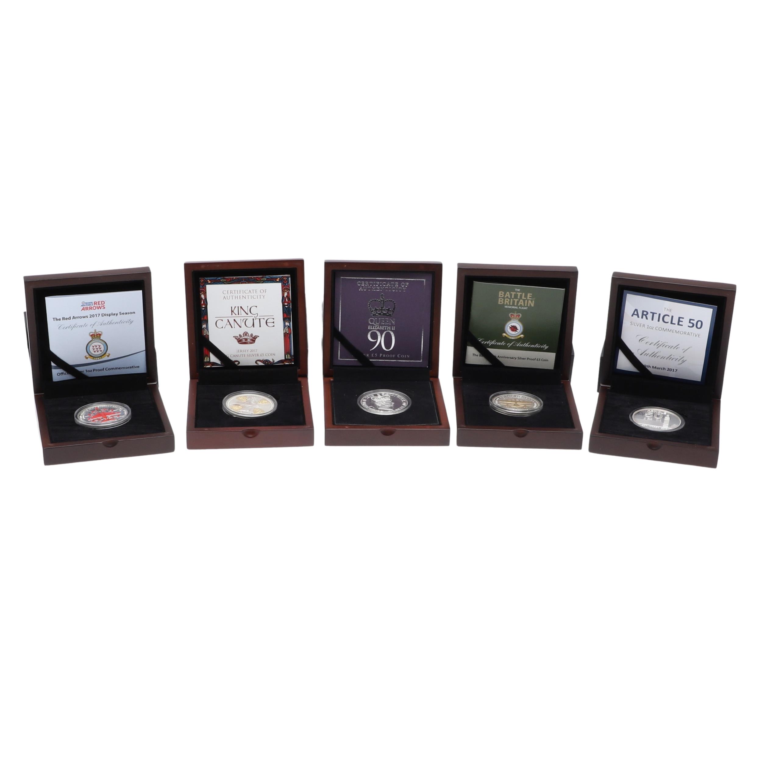 A COLLECTION OF FIVE RECENT COMMEMORATIVE SILVER PROOF COINS.