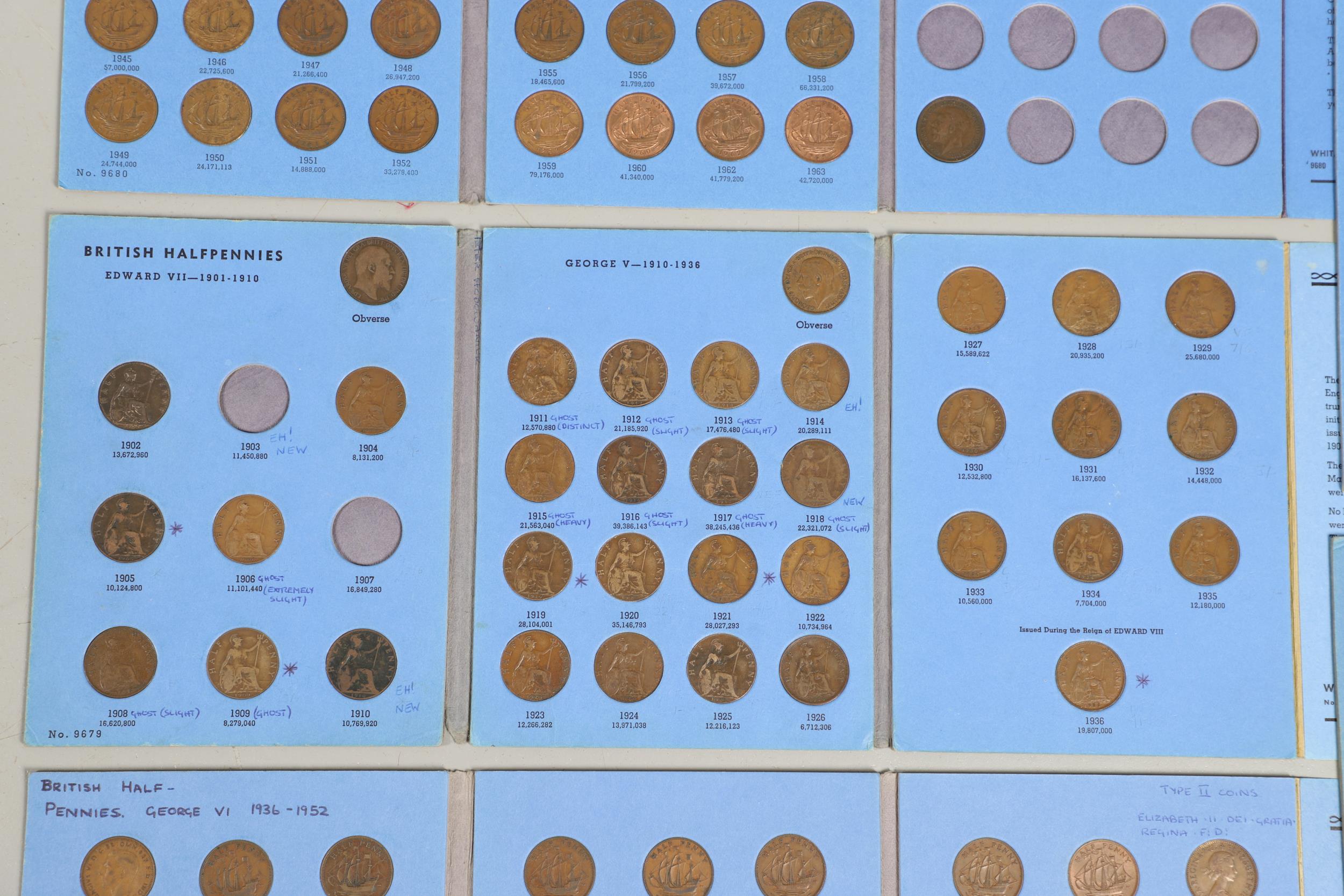 AN EXTENSIVE DATE RUN OF HALF PENNIES, EDWARD VII AND LATER. - Bild 10 aus 12