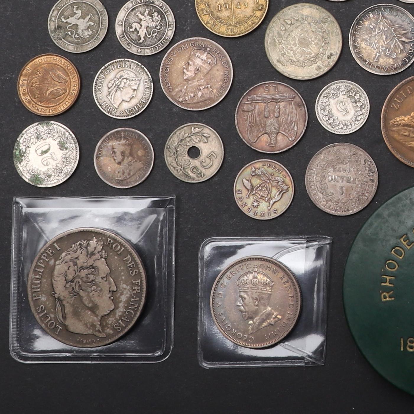 AN INTERESTING COLLECTION OF SOUTH AFRICAN AND OTHER WORLD COINS. - Image 3 of 7