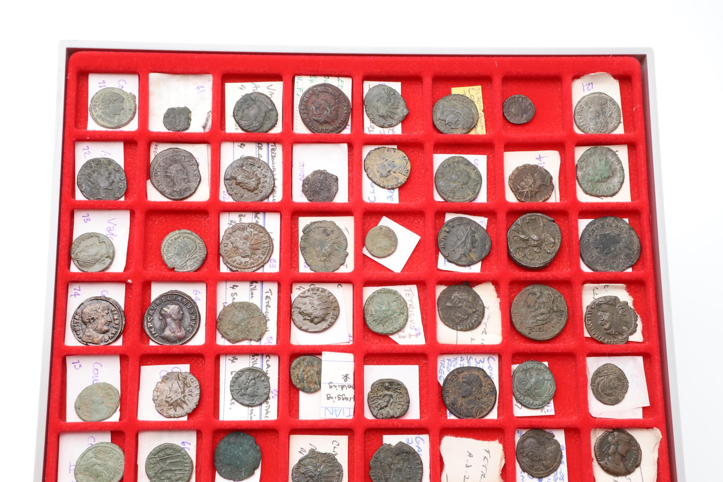 A COLLECTION OF ROMAN COINS IN A LINDNER COIN TRAY. - Image 2 of 11