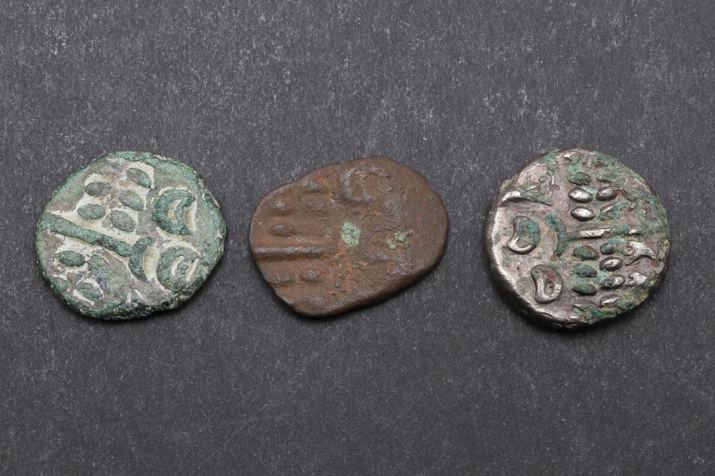 BRITISH IRON AGE, DUROTRIGES, STATER AND TWO OTHERS. - Bild 2 aus 3