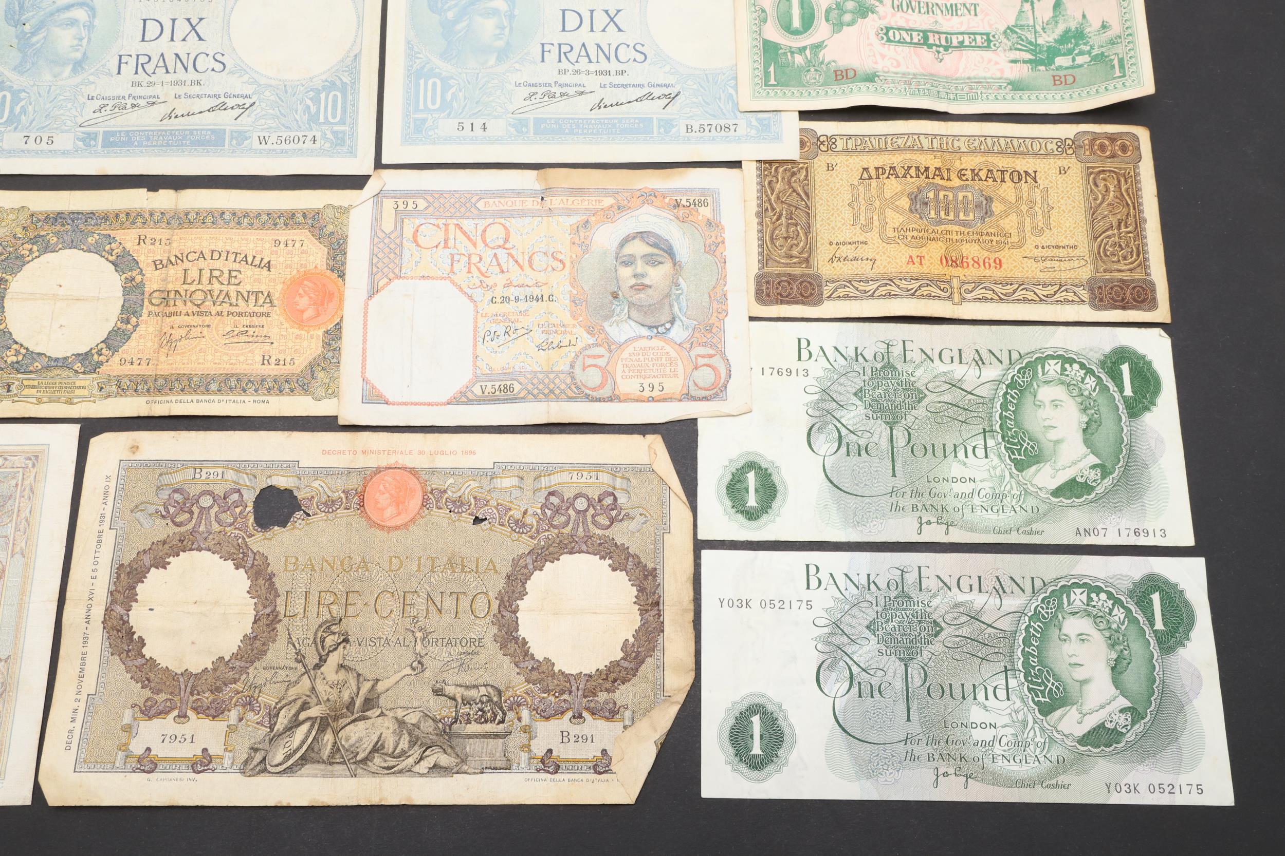 A MIXED COLLECTION OF WORLD BANKNOTES. - Image 5 of 12
