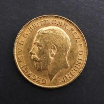 A GEORGE V HALF SOVEREIGN, 1913.