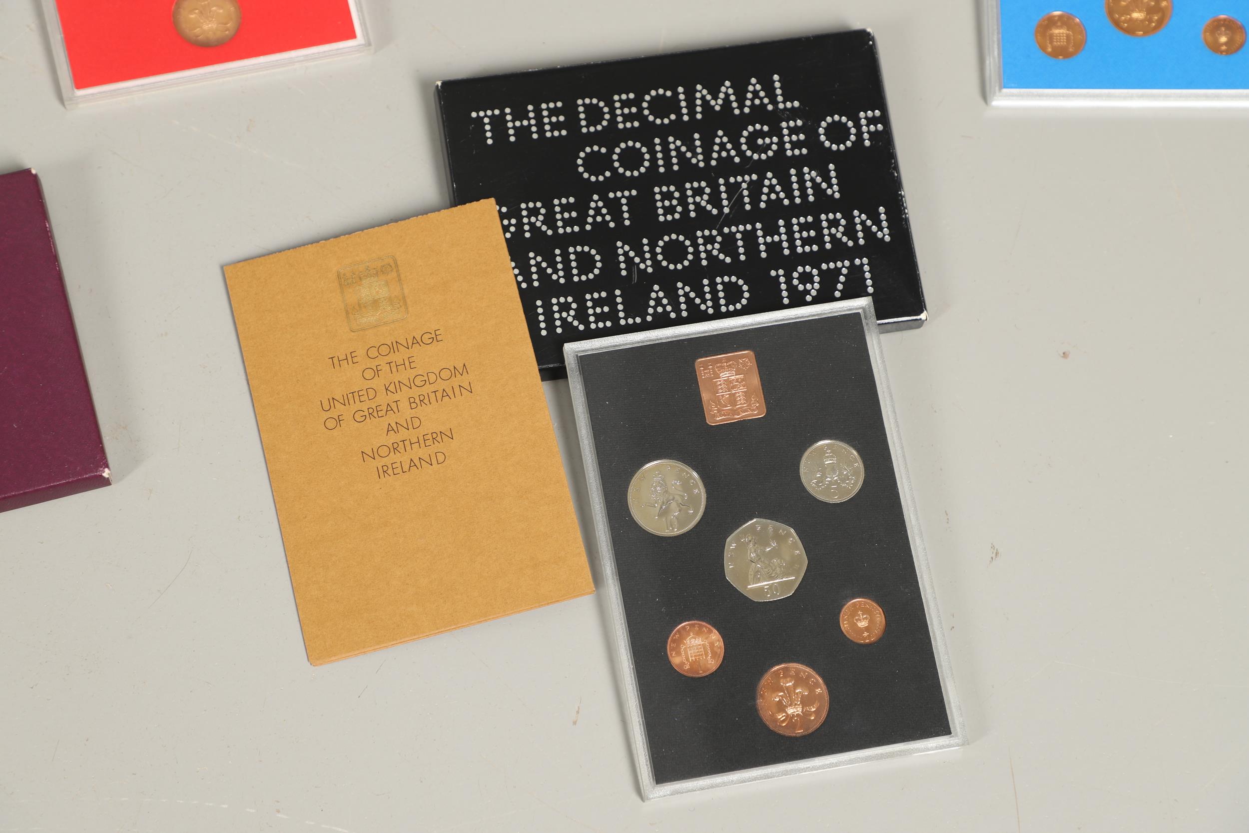 A COLLECTION OF ROYAL MINT UNCIRCULATED YEAR SETS, 1970 -. - Image 13 of 13